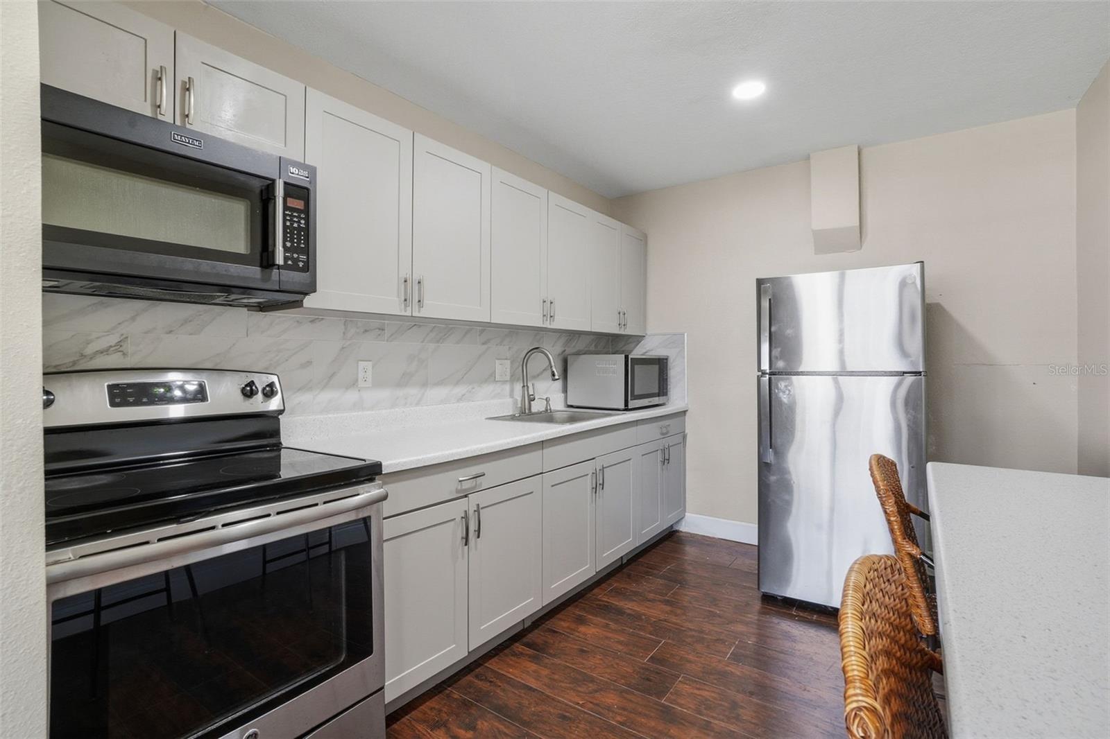 Image 6 of 38 For 5742 Dogwood Drive