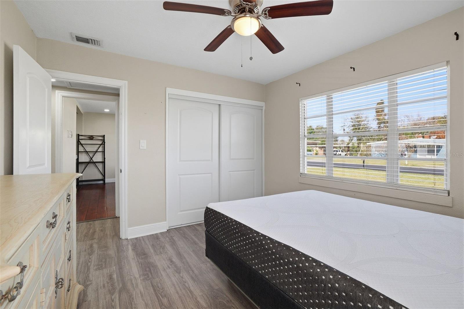 Image 9 of 38 For 5742 Dogwood Drive