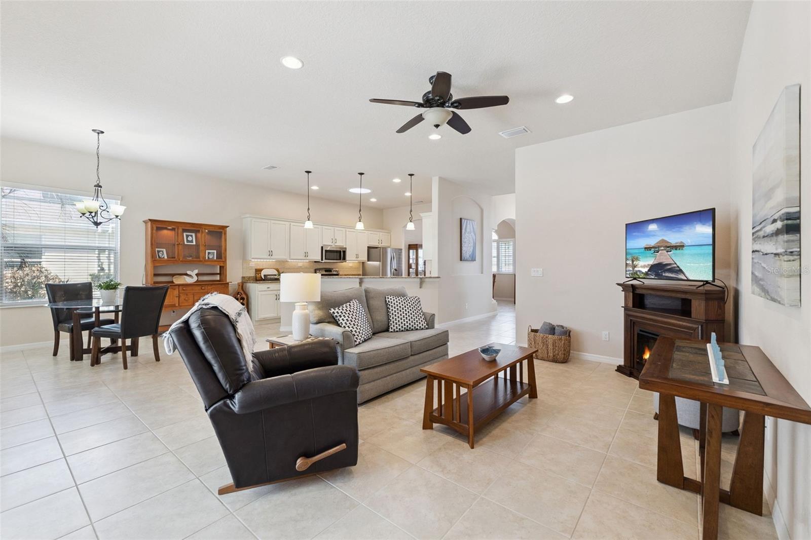 Image 17 of 35 For 3344 Leonardo Lane