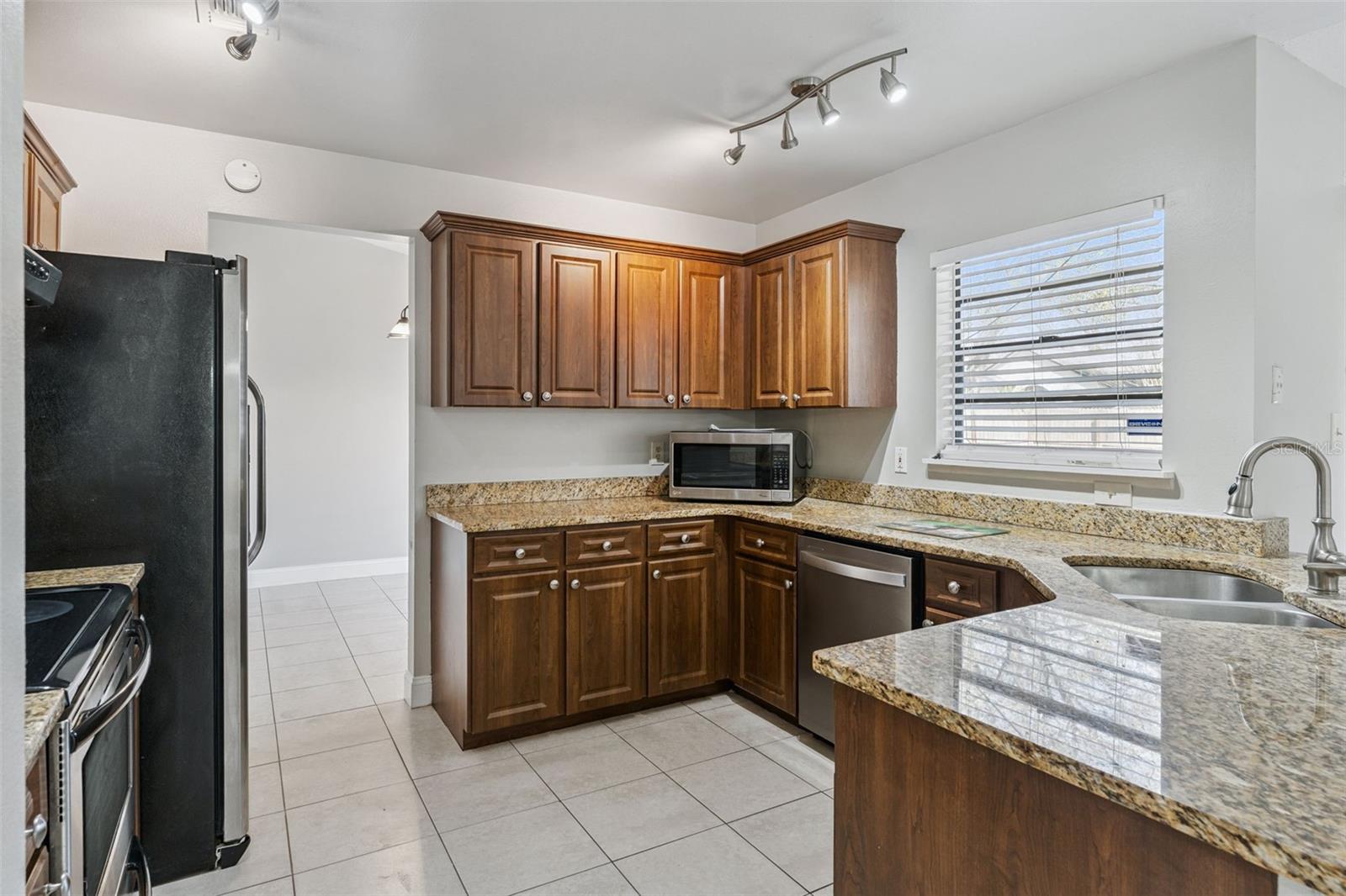 Image 11 of 20 For 1660 Cracker Creek Court