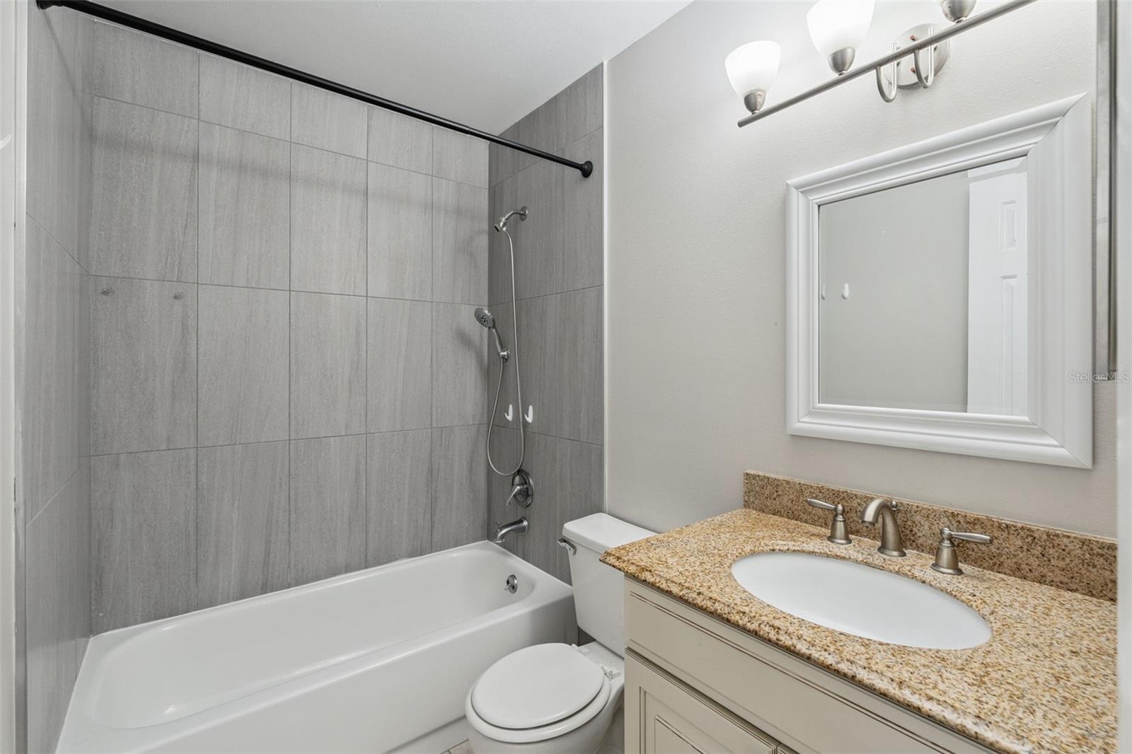 Image 19 of 20 For 1660 Cracker Creek Court