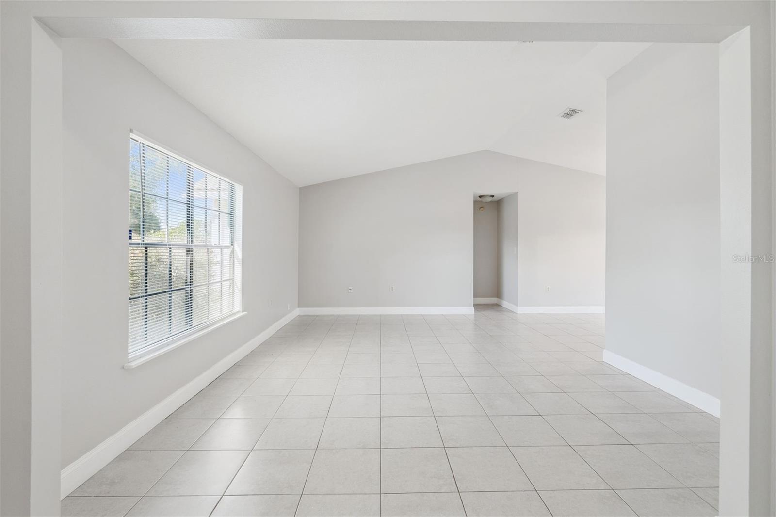 Image 4 of 20 For 1660 Cracker Creek Court