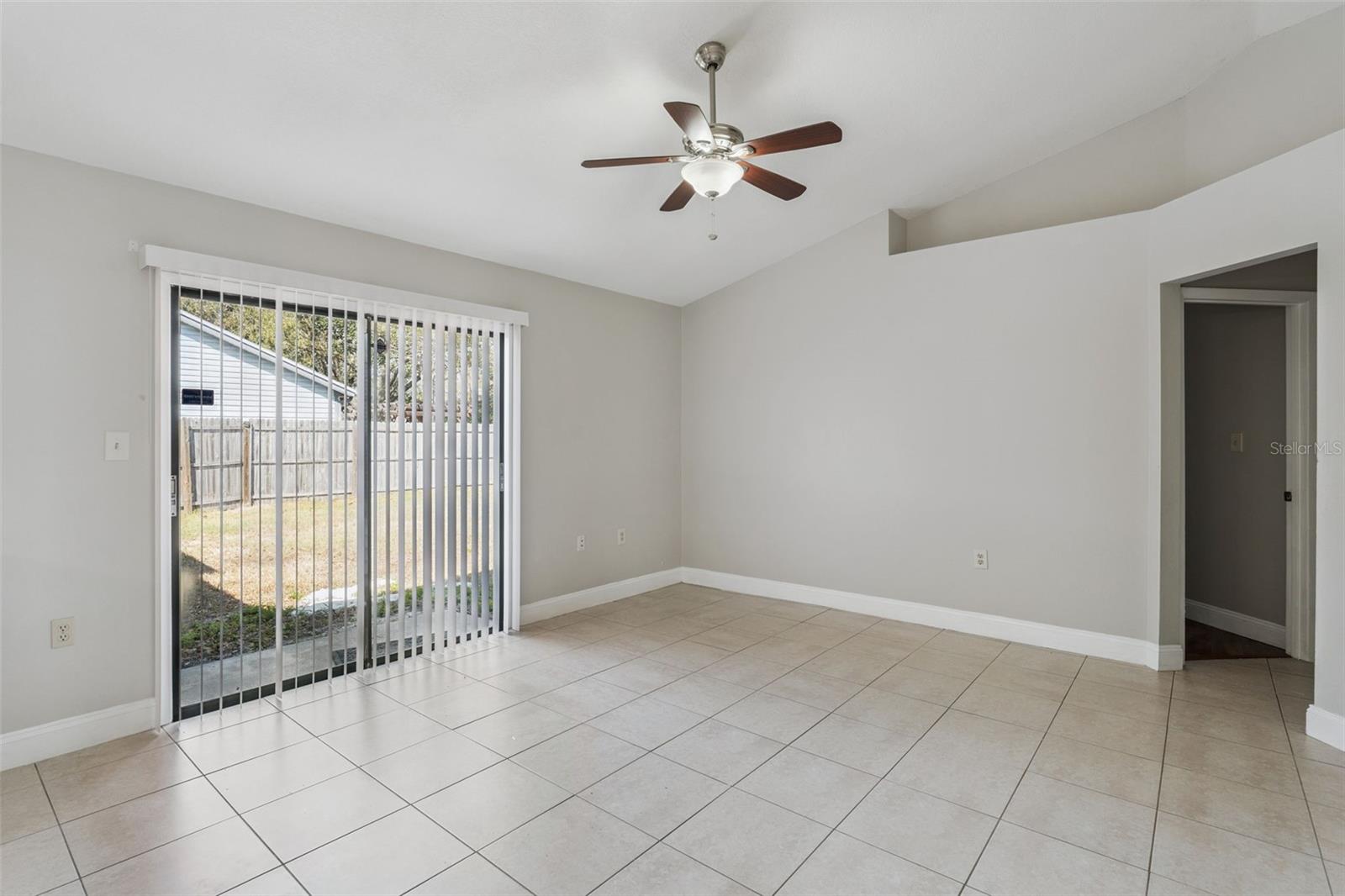 Image 8 of 20 For 1660 Cracker Creek Court