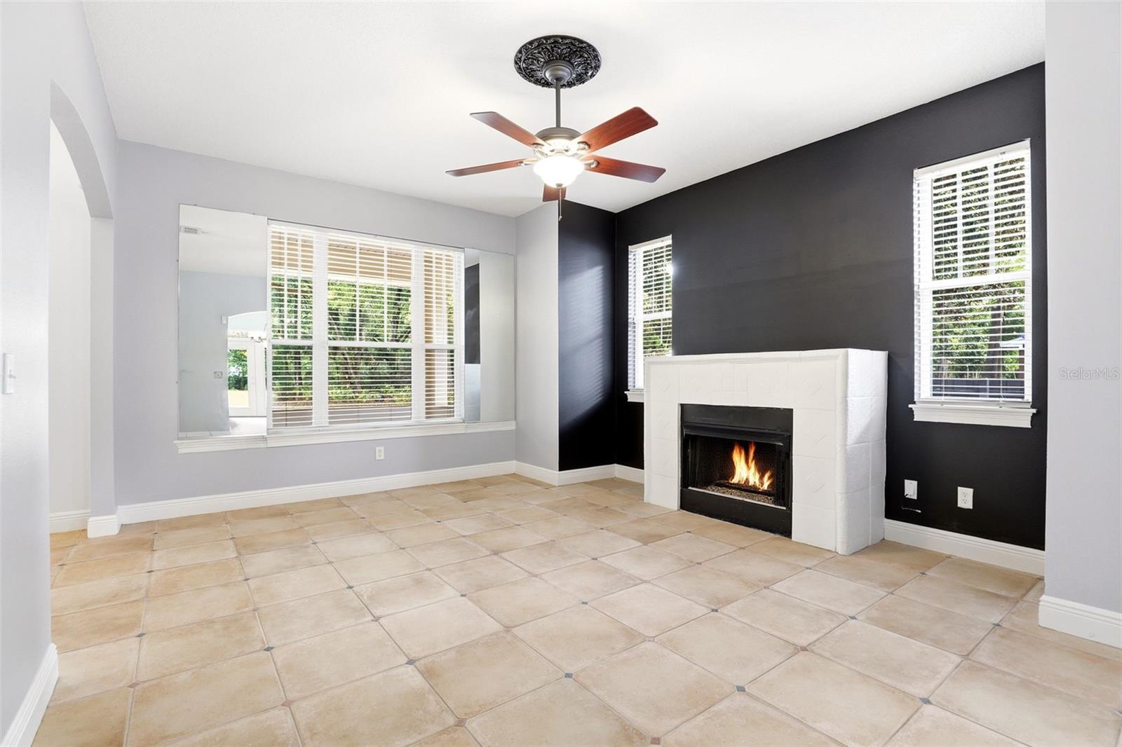 Image 12 of 41 For 289 Garden Street