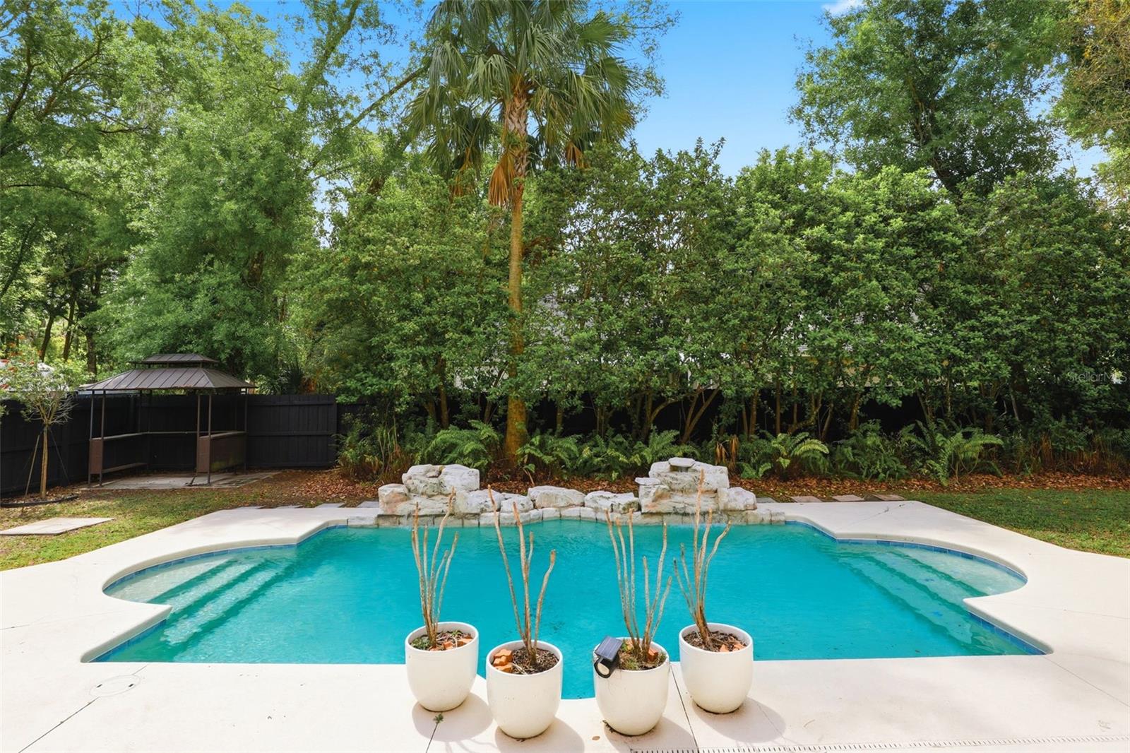 Image 2 of 41 For 289 Garden Street