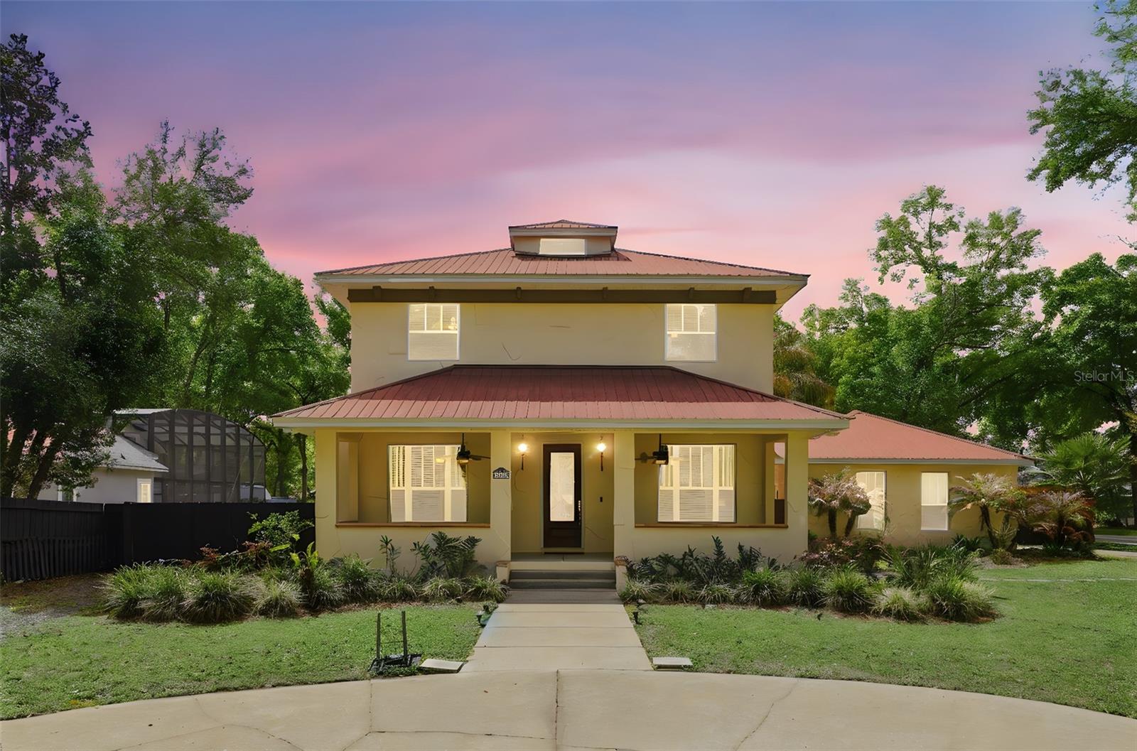 Image 3 of 41 For 289 Garden Street