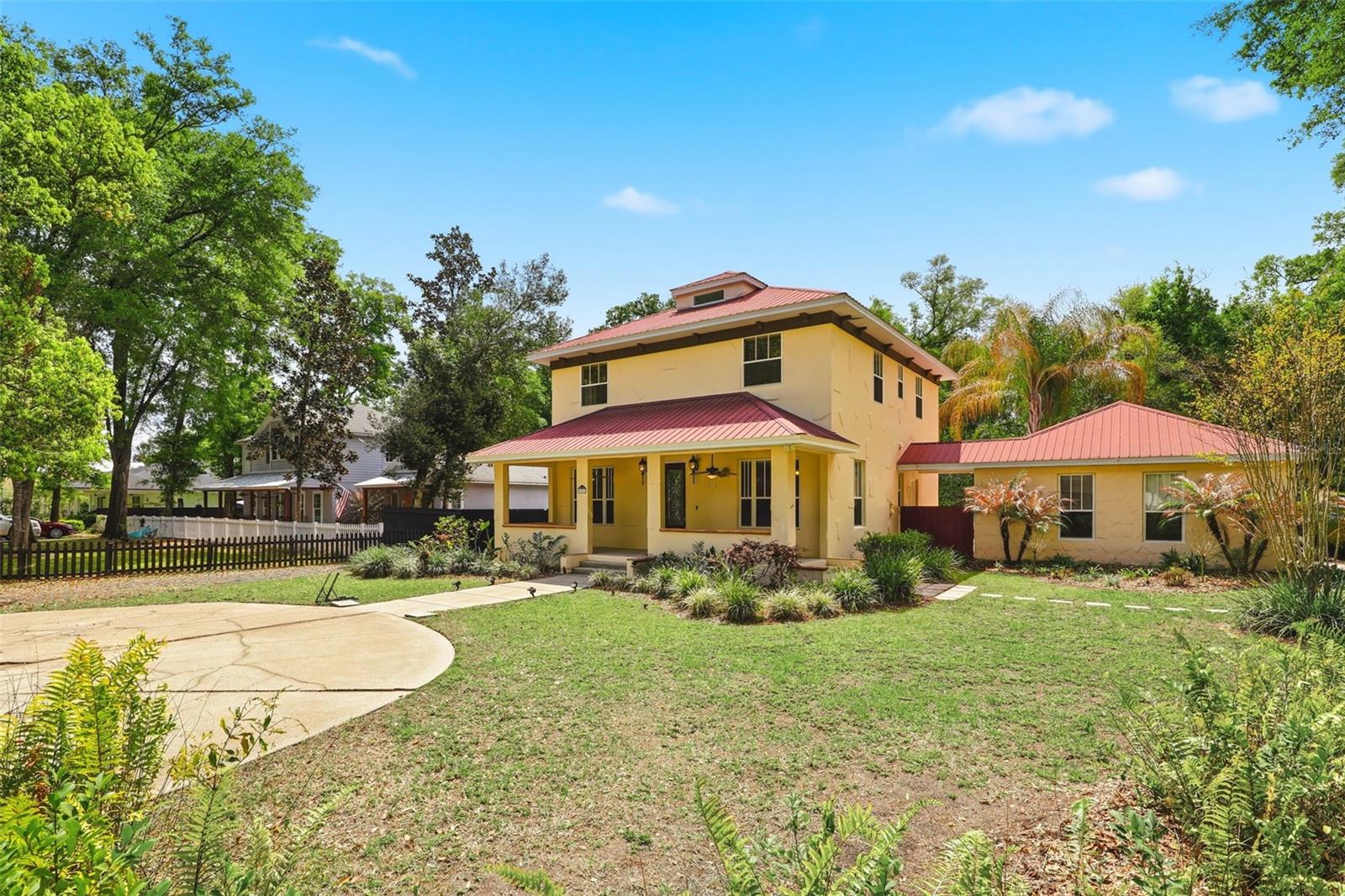 Image 5 of 41 For 289 Garden Street