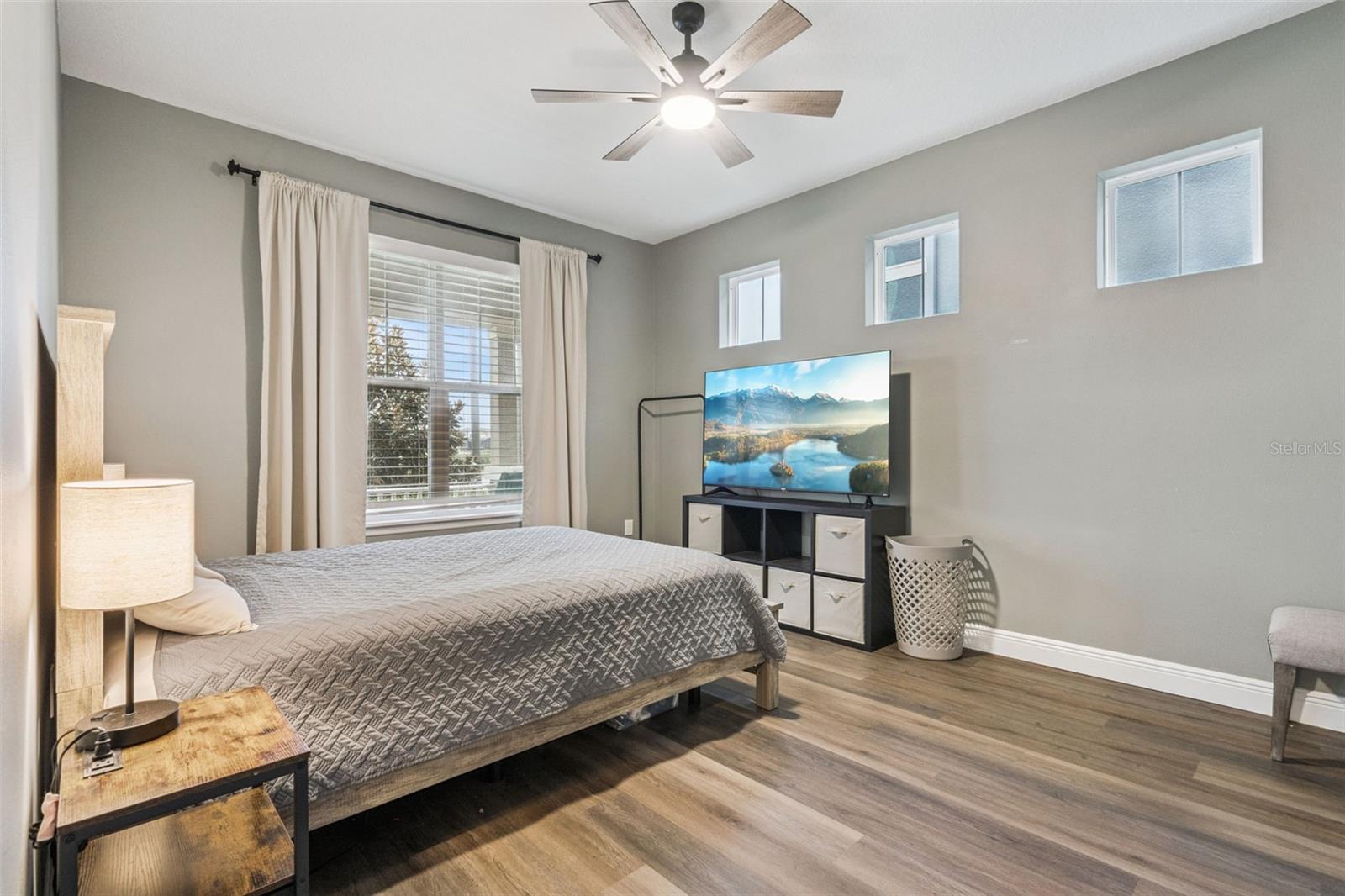 Image 27 of 75 For 16331 Taliesin Street