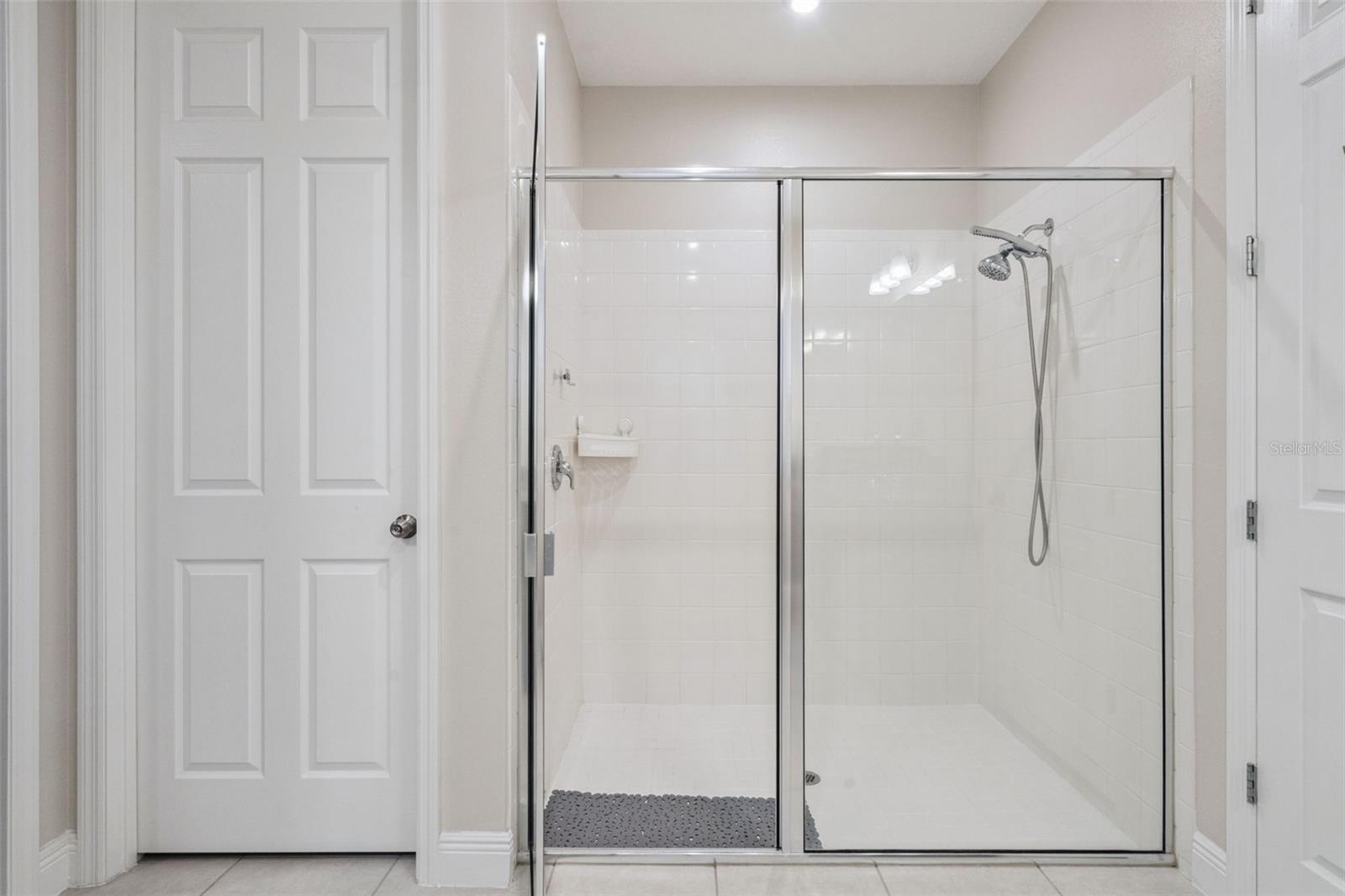 Image 40 of 75 For 16331 Taliesin Street