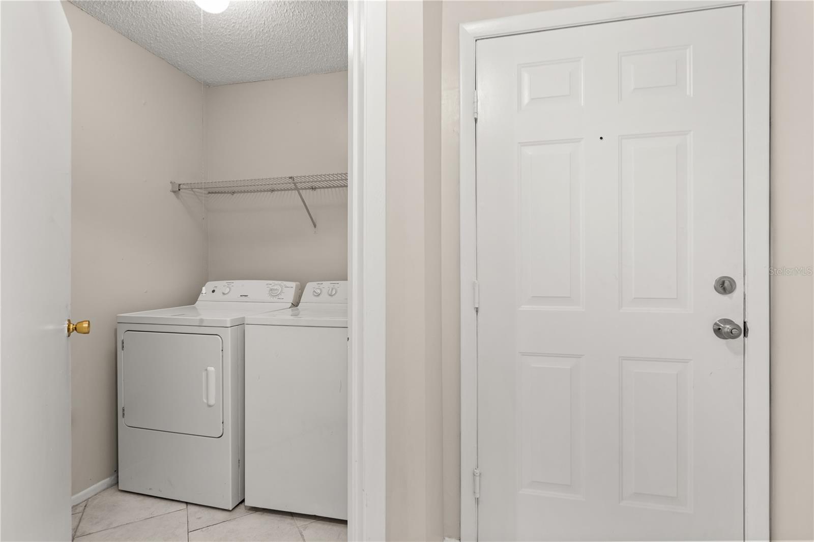 Image 18 of 33 For 734 Sugar Bay Way 100