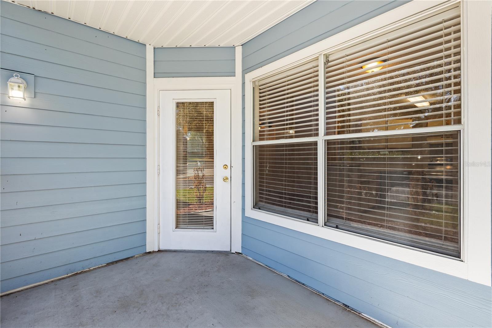 Image 21 of 33 For 734 Sugar Bay Way 100