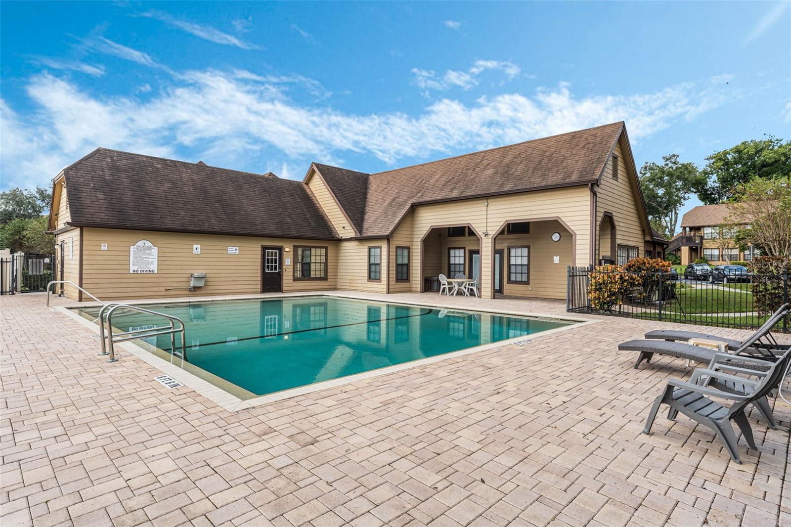 Image 16 of 21 For 366 Waterside Drive 104