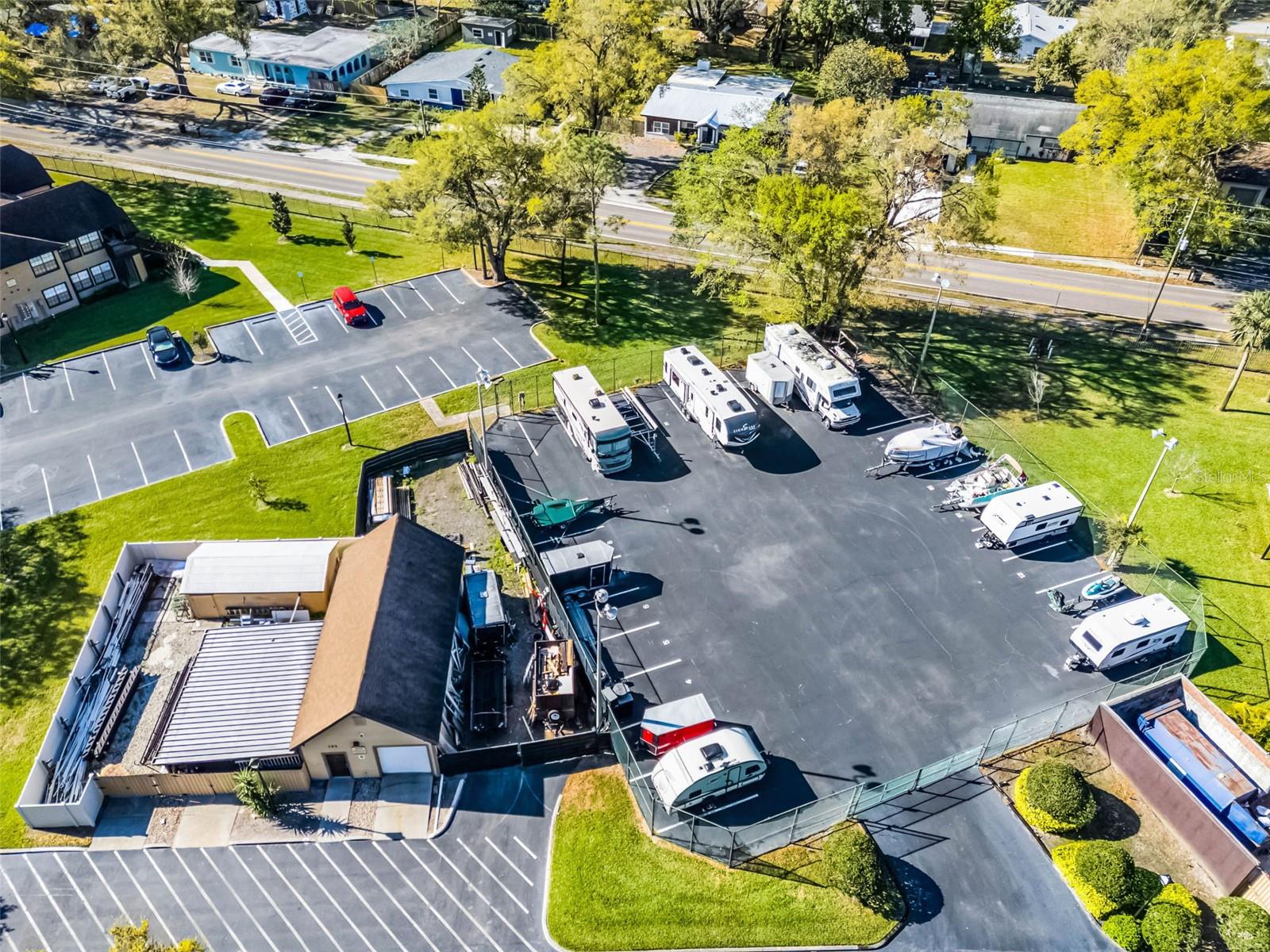 Image 18 of 21 For 366 Waterside Drive 104