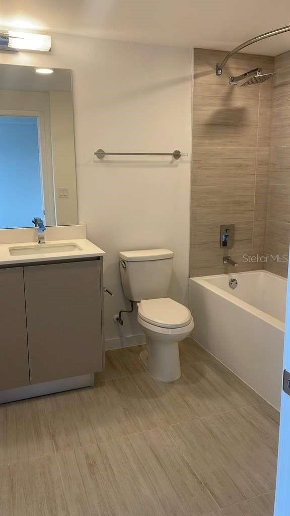 Image 6 of 8 For 5587 Millenia Park Boulevard 111