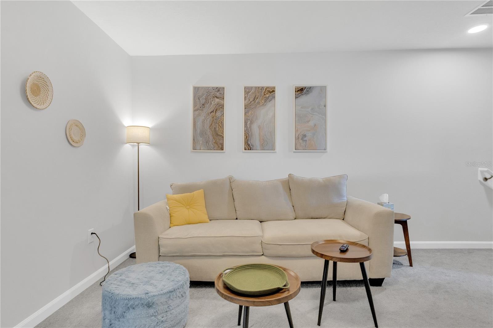 Image 18 of 37 For 2843 Narcoossee Commons Way