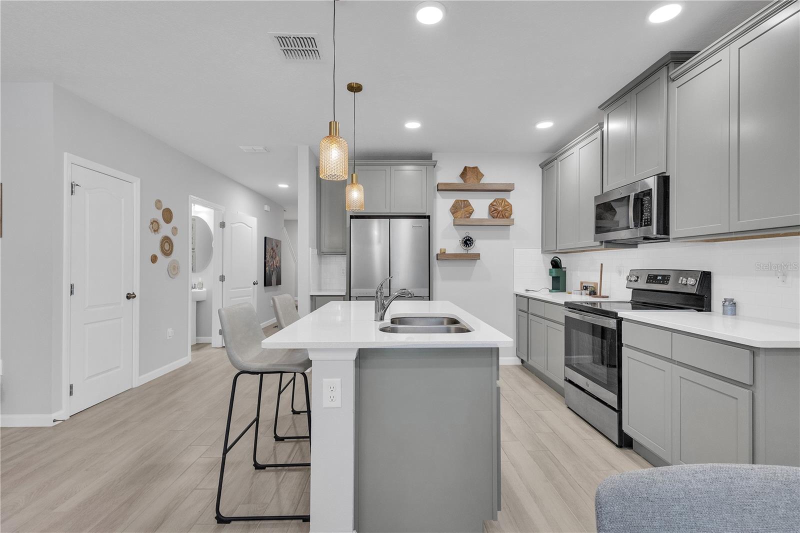 Image 9 of 37 For 2843 Narcoossee Commons Way