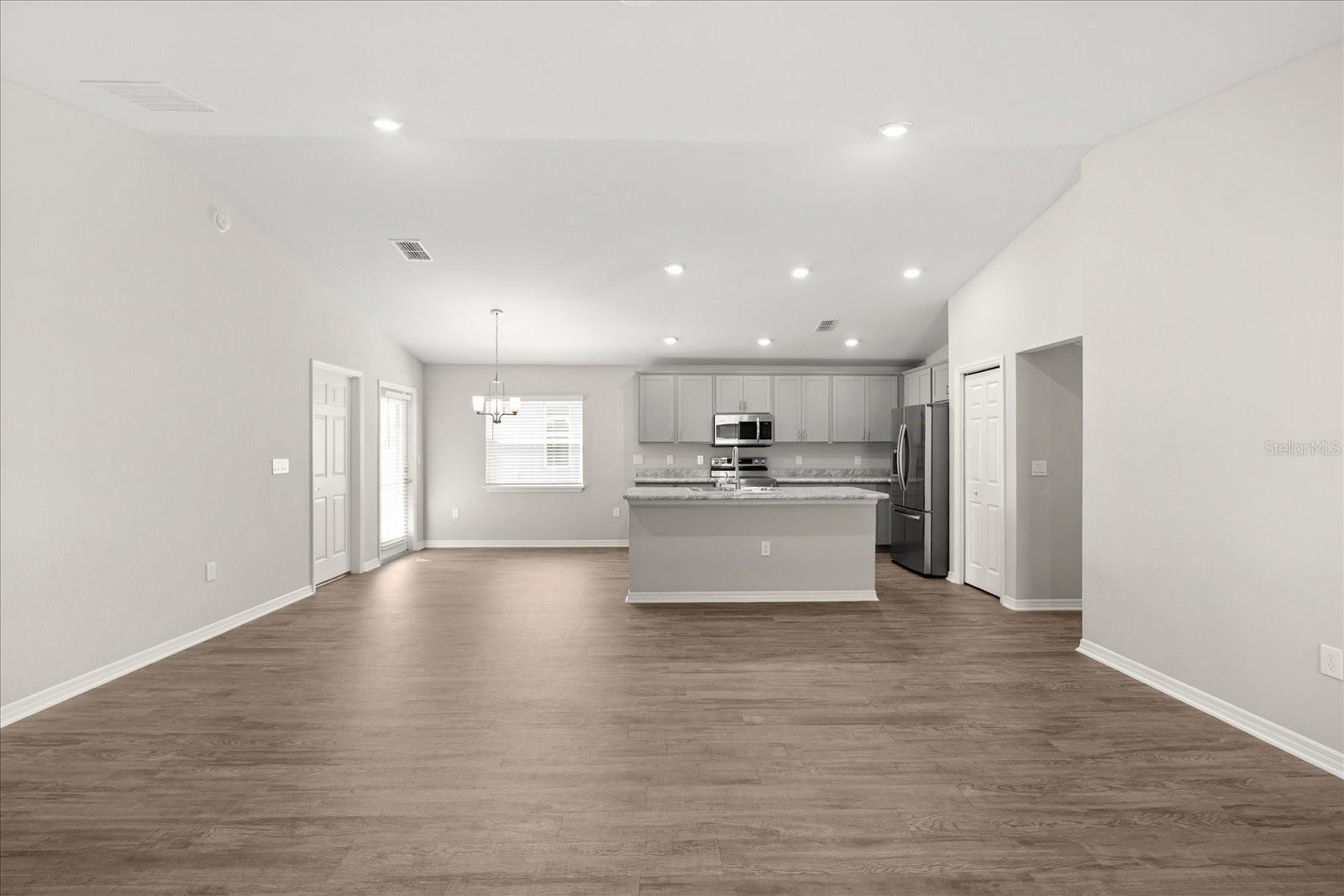 Image 11 of 40 For 4279 Swan Street