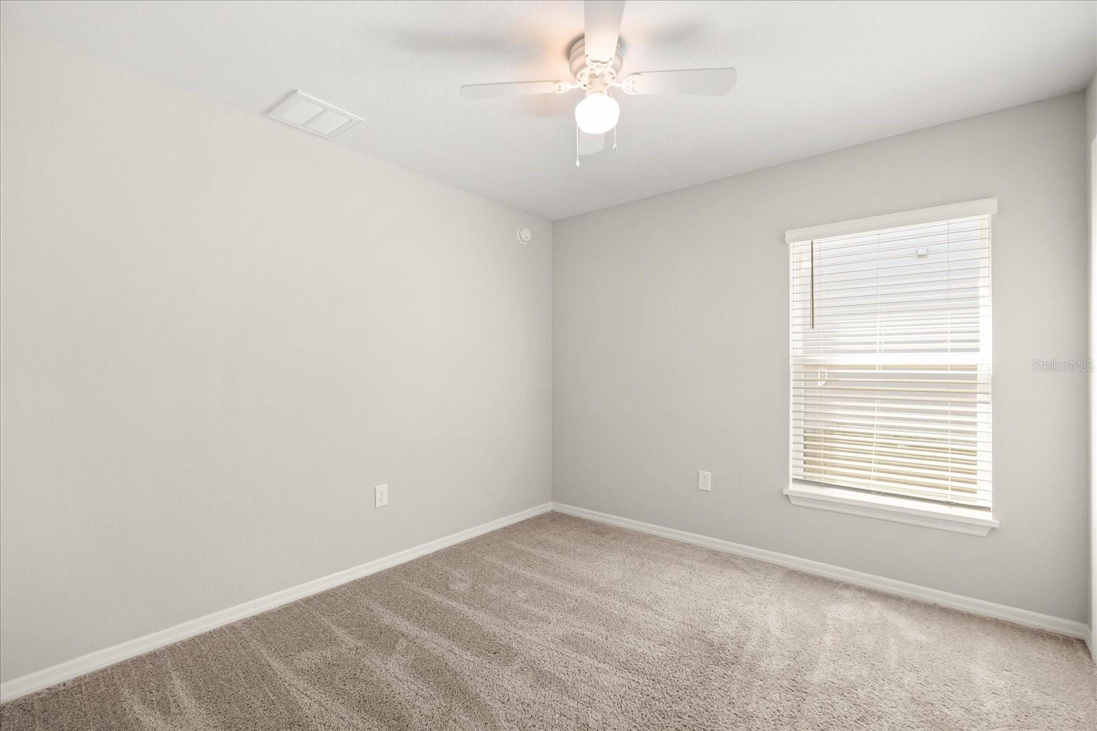 Image 16 of 40 For 4279 Swan Street