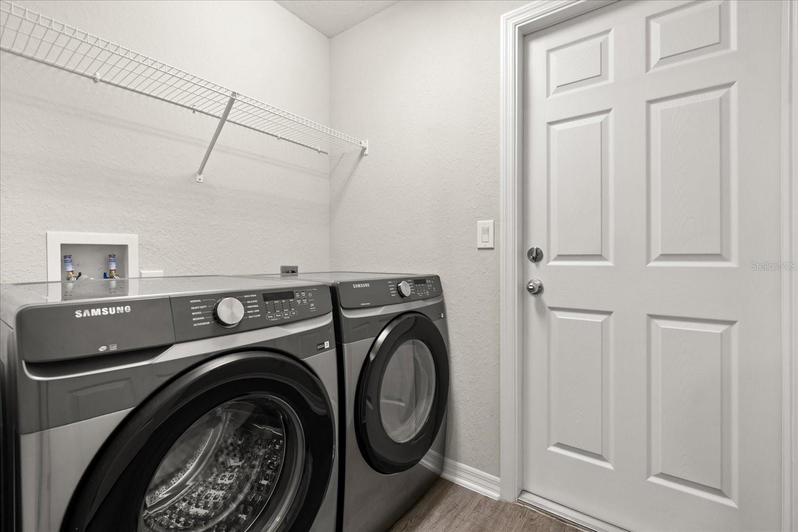 Image 27 of 40 For 4279 Swan Street