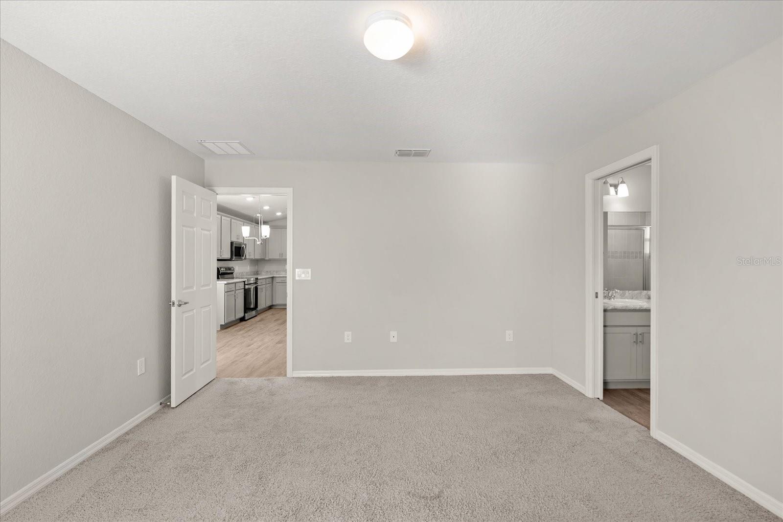 Image 28 of 40 For 4279 Swan Street