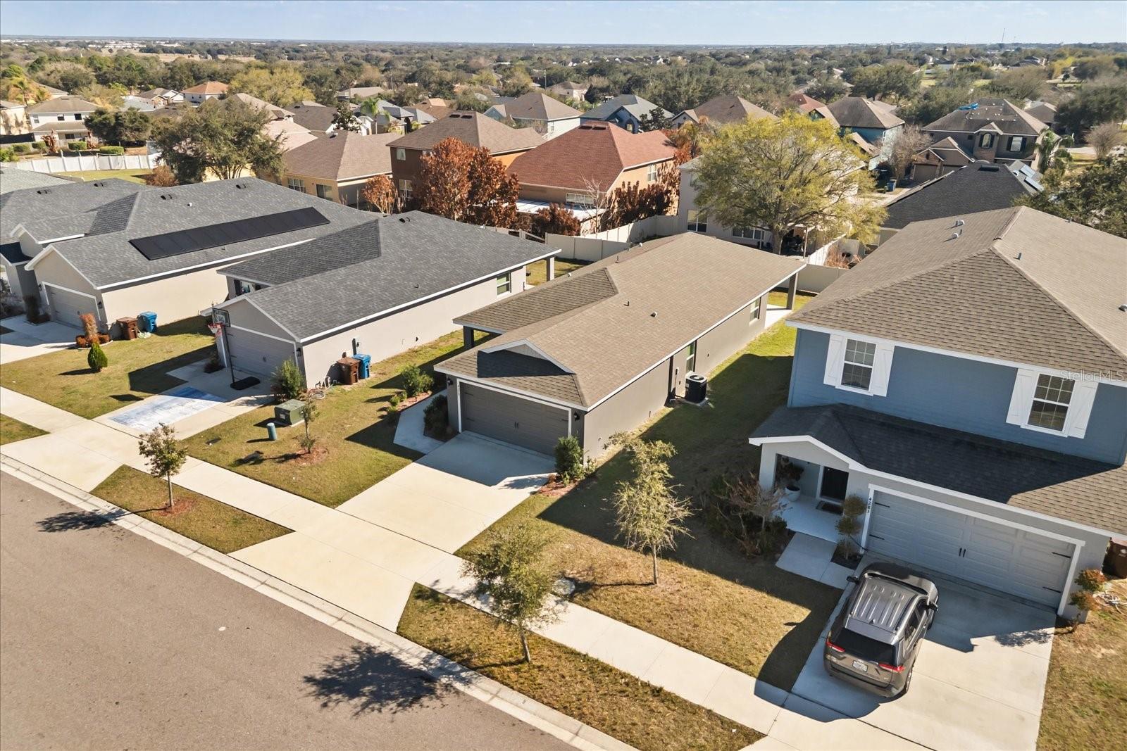 Image 7 of 40 For 4279 Swan Street