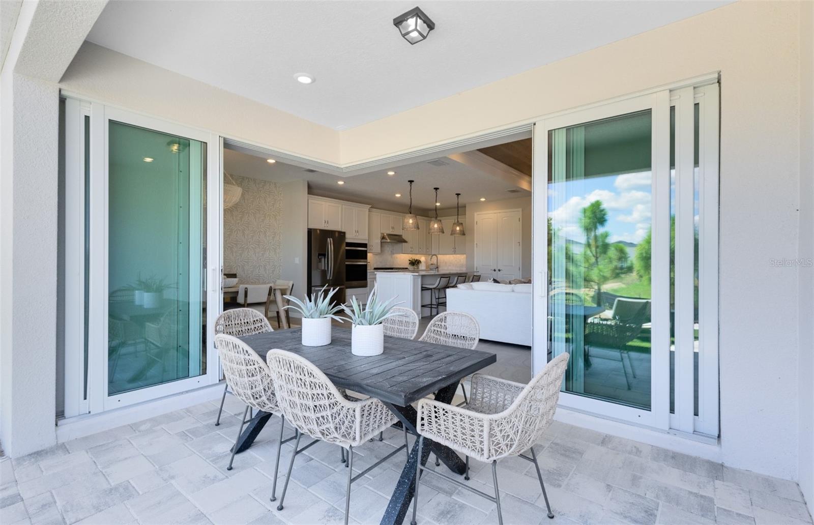 Image 25 of 37 For 5667 Flame Vine Way