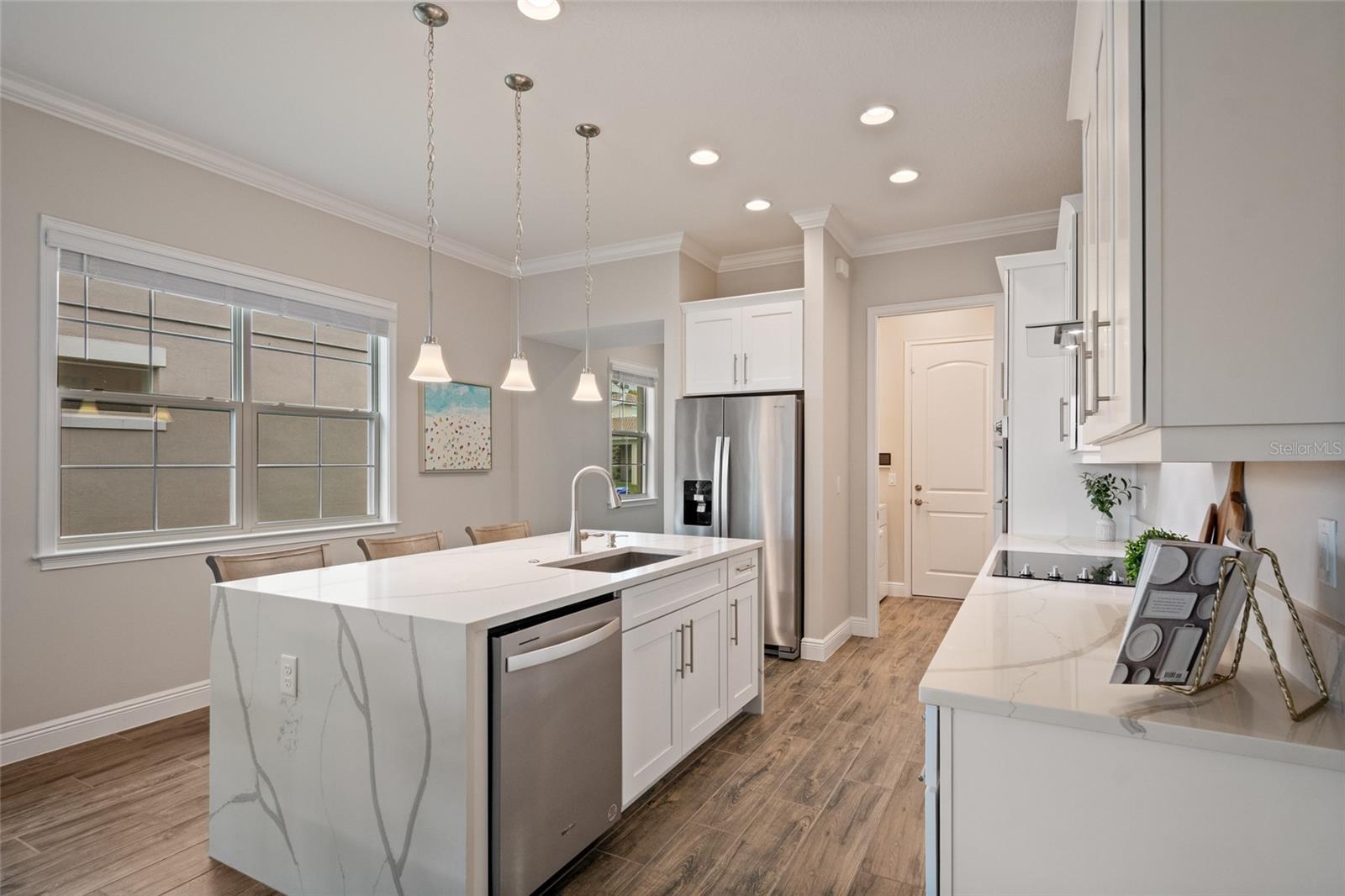 Listing photo id 9 for 13500 Abberwick Drive