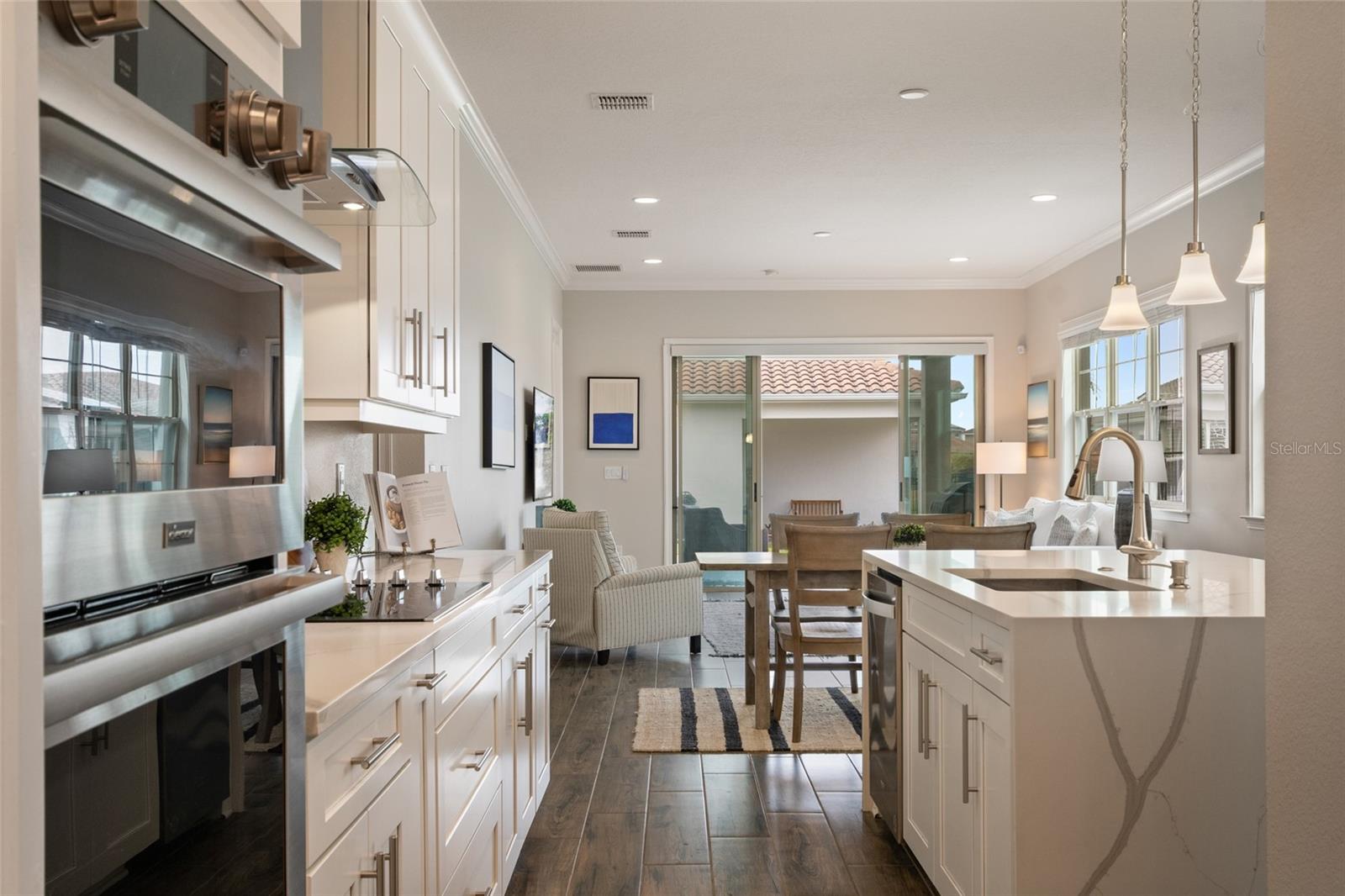 Listing photo id 13 for 13500 Abberwick Drive