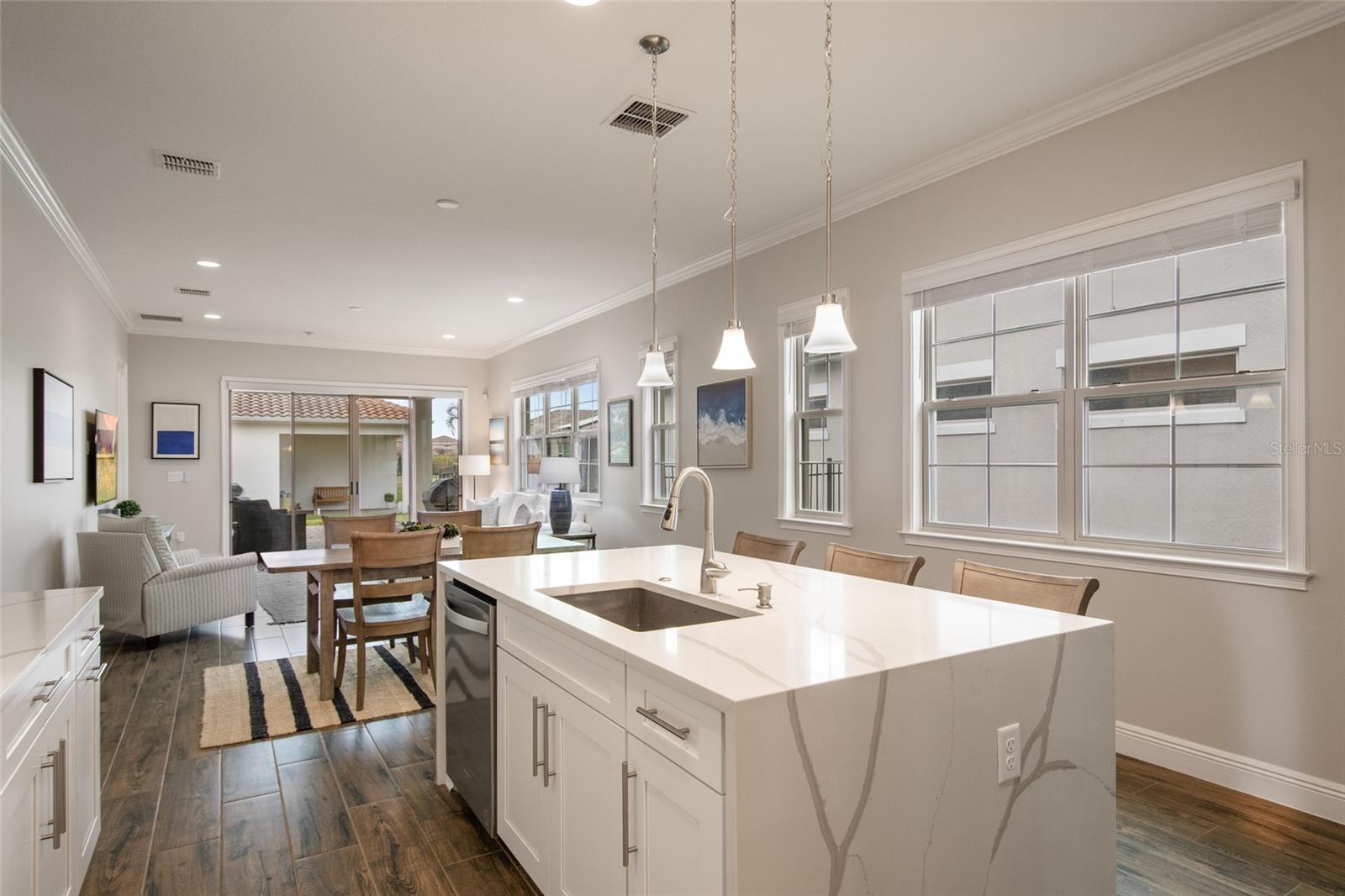 Listing photo id 14 for 13500 Abberwick Drive