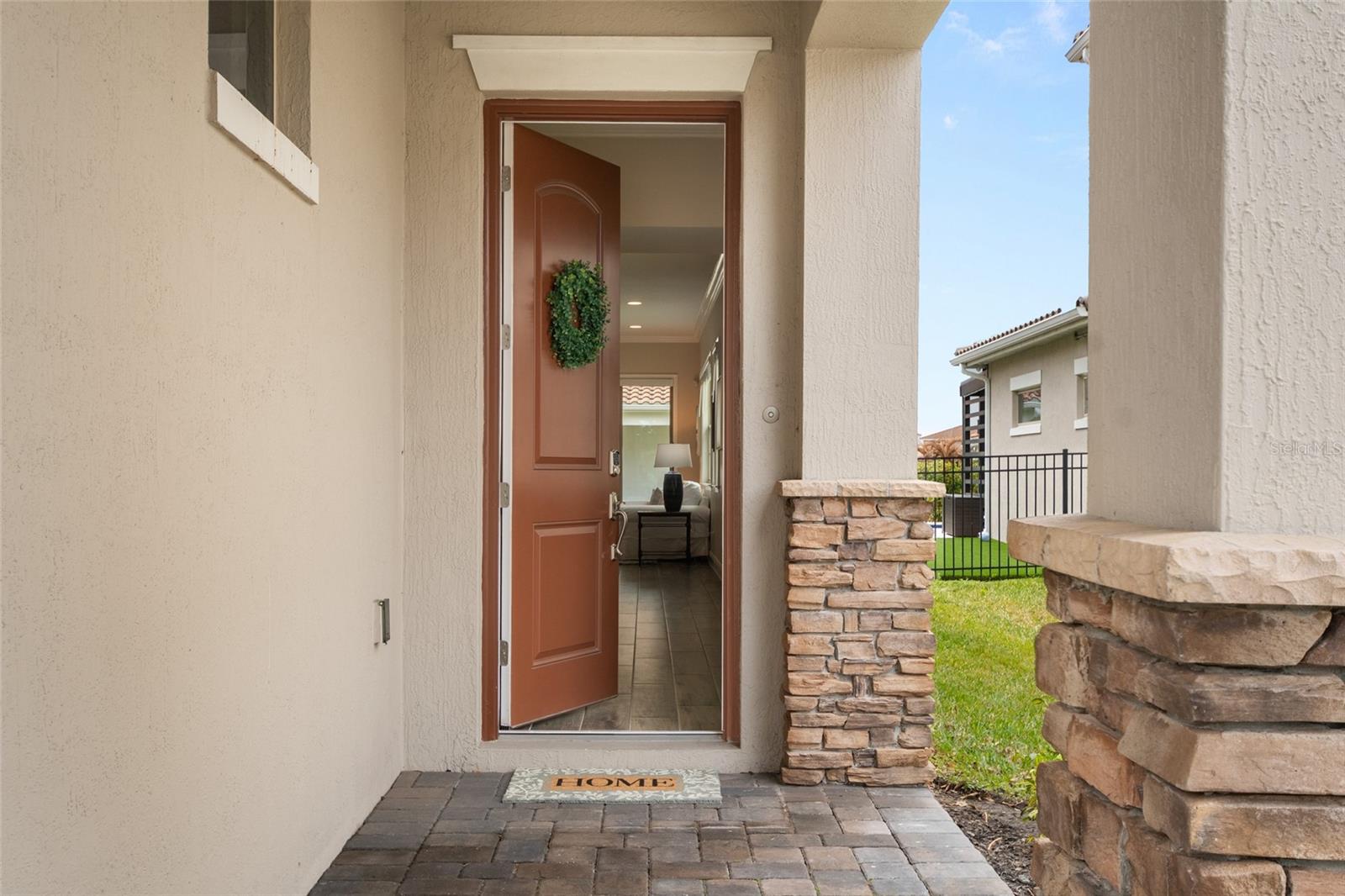 Listing photo id 0 for 13500 Abberwick Drive