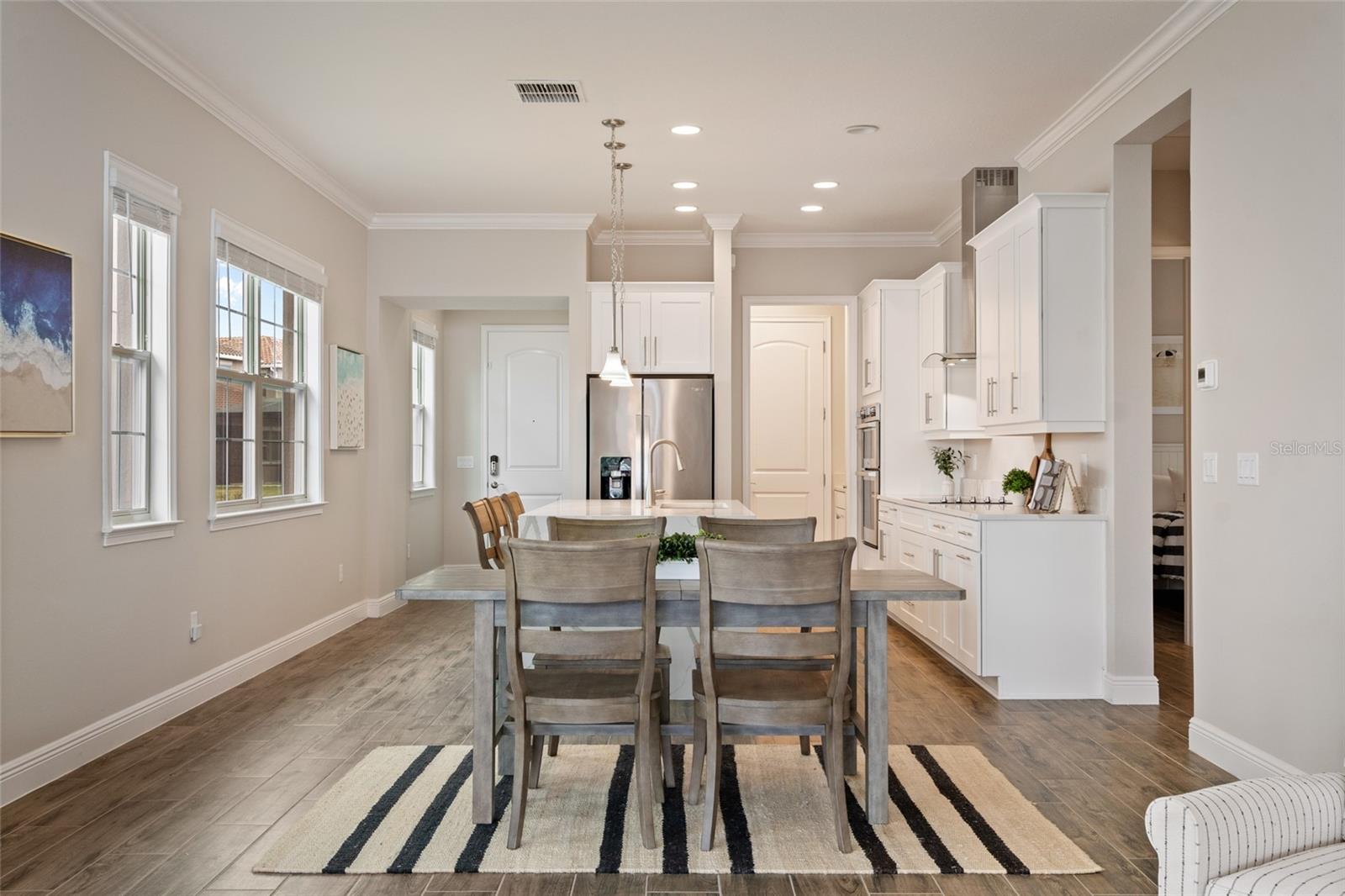 Listing photo id 18 for 13500 Abberwick Drive