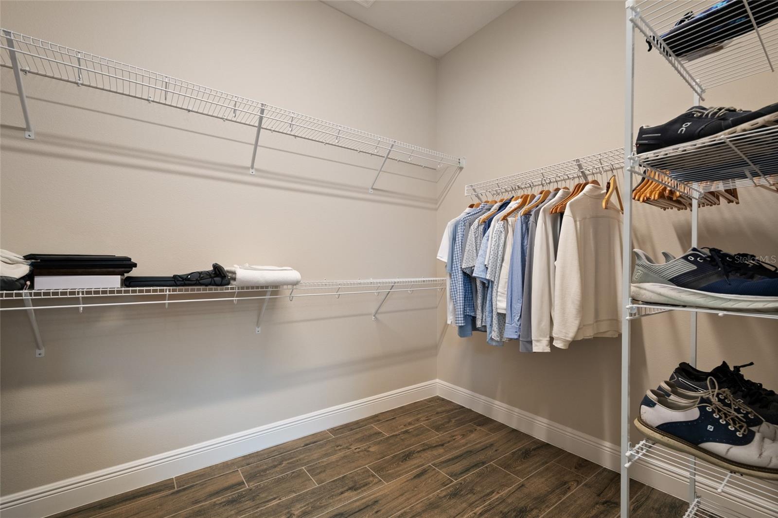 Listing photo id 36 for 13500 Abberwick Drive