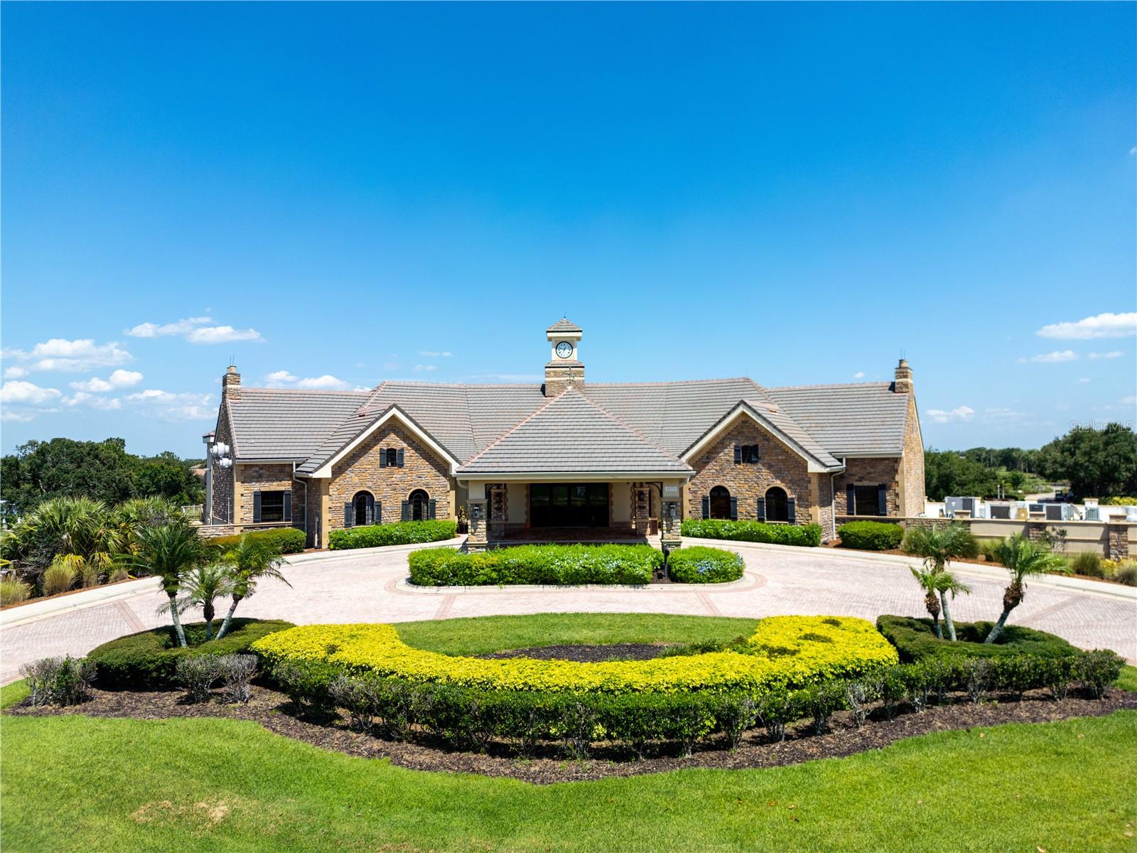 Listing photo id 62 for 13500 Abberwick Drive