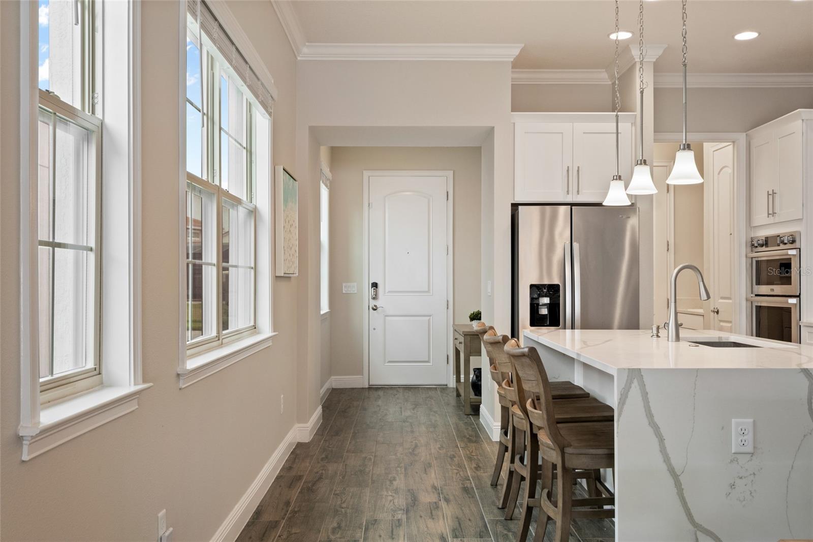 Listing photo id 7 for 13500 Abberwick Drive