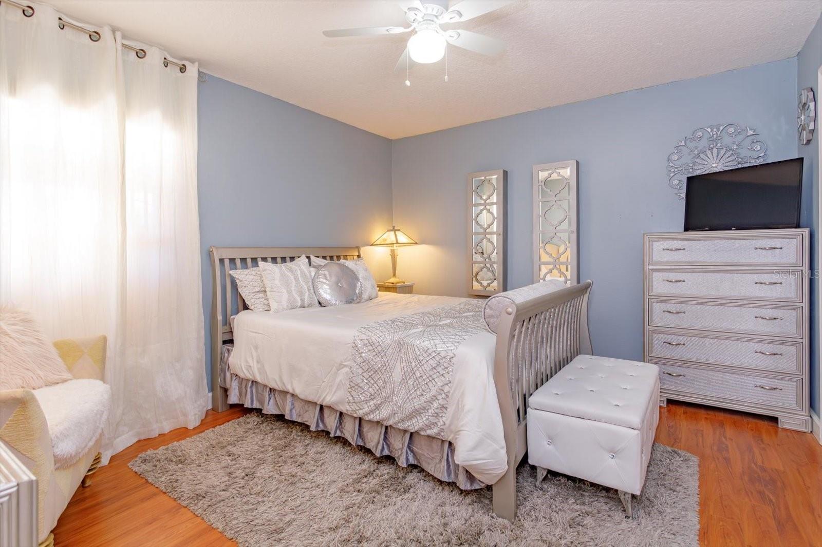 Image 21 of 36 For 6698 Sylvan Woods Drive