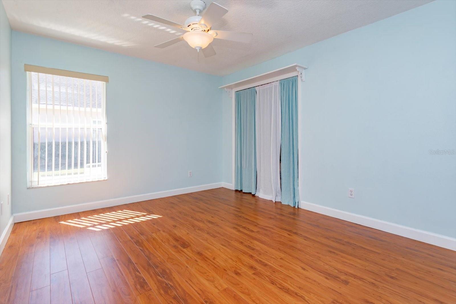 Image 23 of 36 For 6698 Sylvan Woods Drive