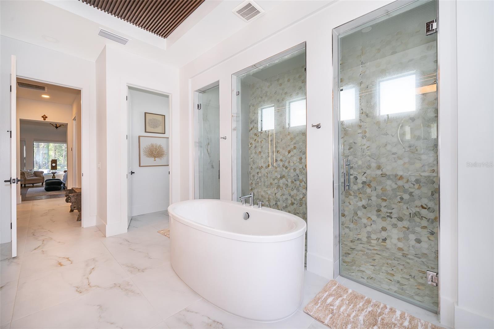 Image 29 of 59 For 15210 Pendio Drive