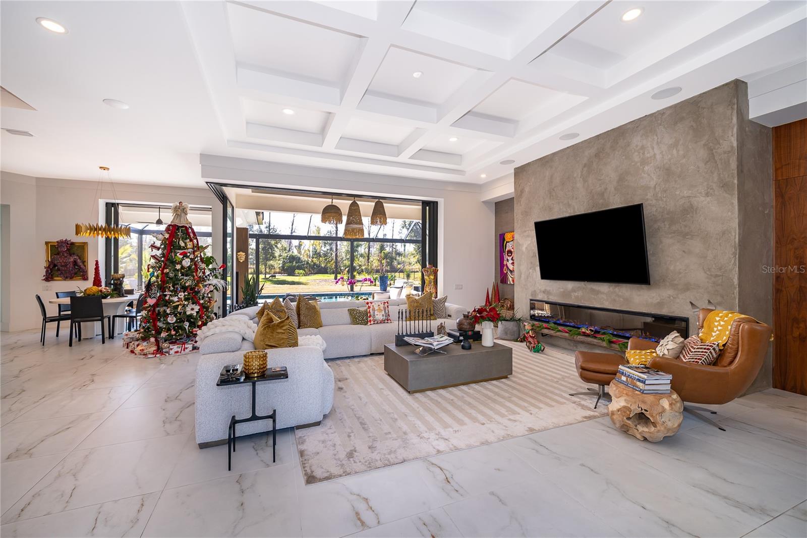 Image 8 of 59 For 15210 Pendio Drive