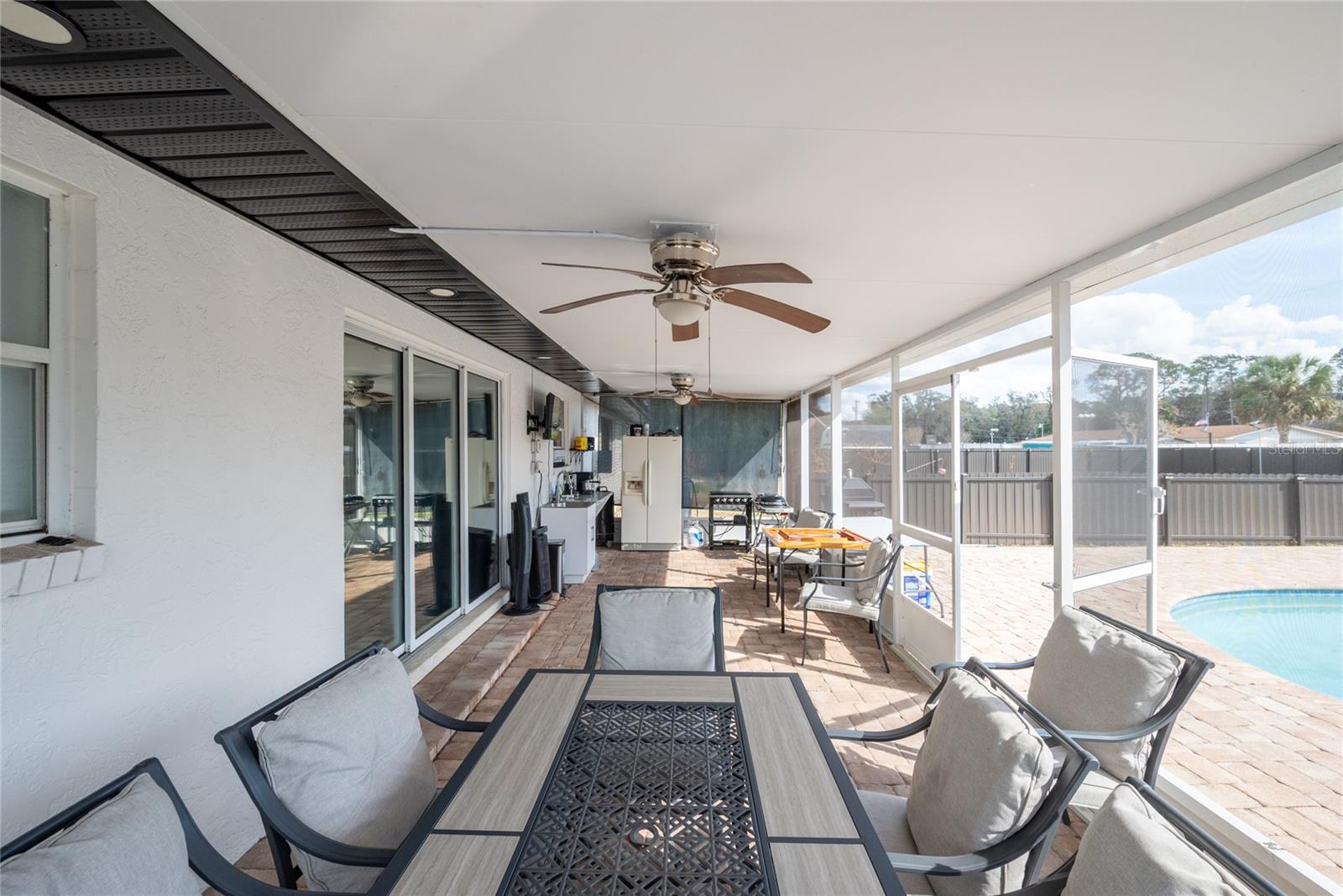 Image 12 of 50 For 1805 Saint Charles Terrace