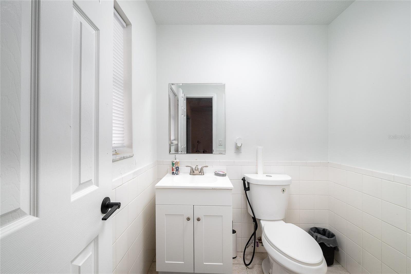 Image 26 of 50 For 1805 Saint Charles Terrace