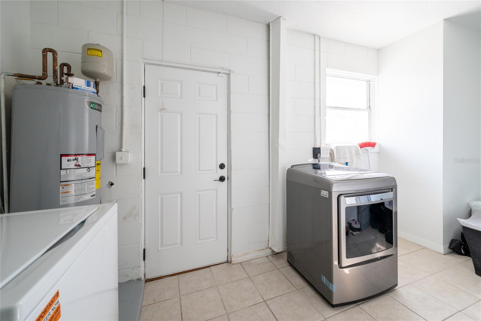 Image 45 of 50 For 1805 Saint Charles Terrace