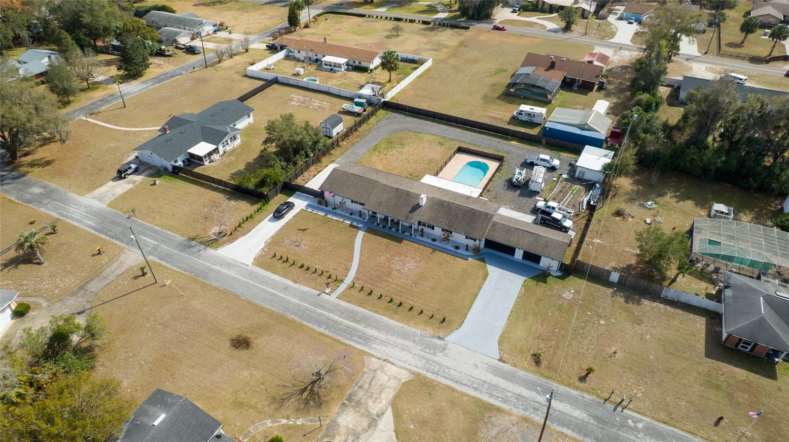 Image 5 of 50 For 1805 Saint Charles Terrace