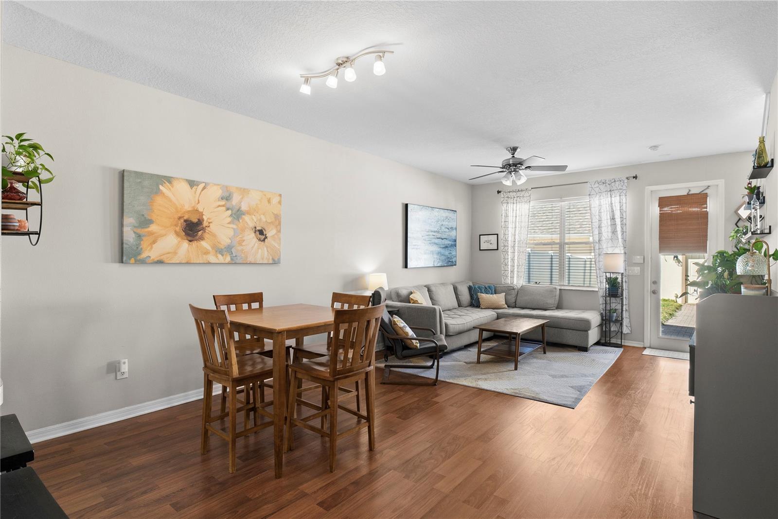 Image 3 of 26 For 14447 Prunningwood Place