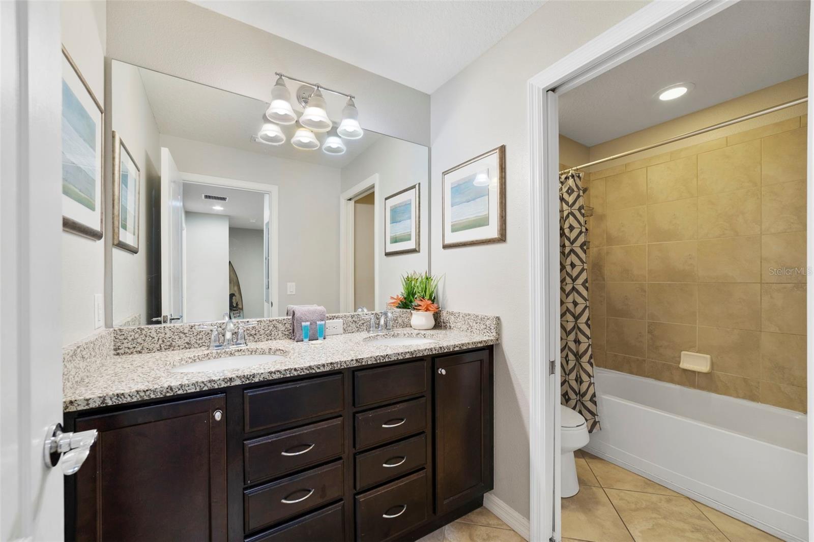 Image 21 of 35 For 2058 Rome Drive