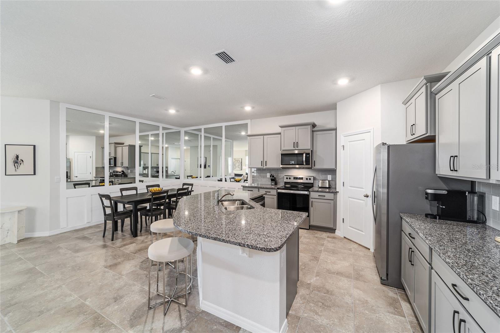 Image 15 of 52 For 5358 48th Place