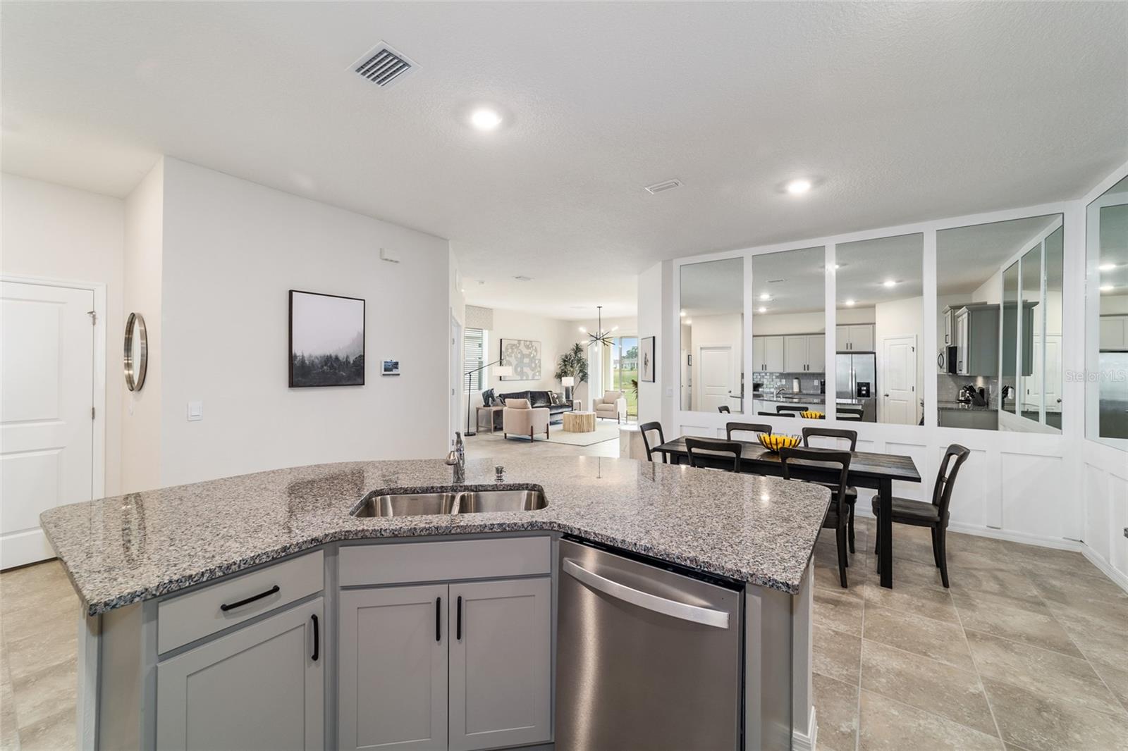 Image 17 of 52 For 5358 48th Place