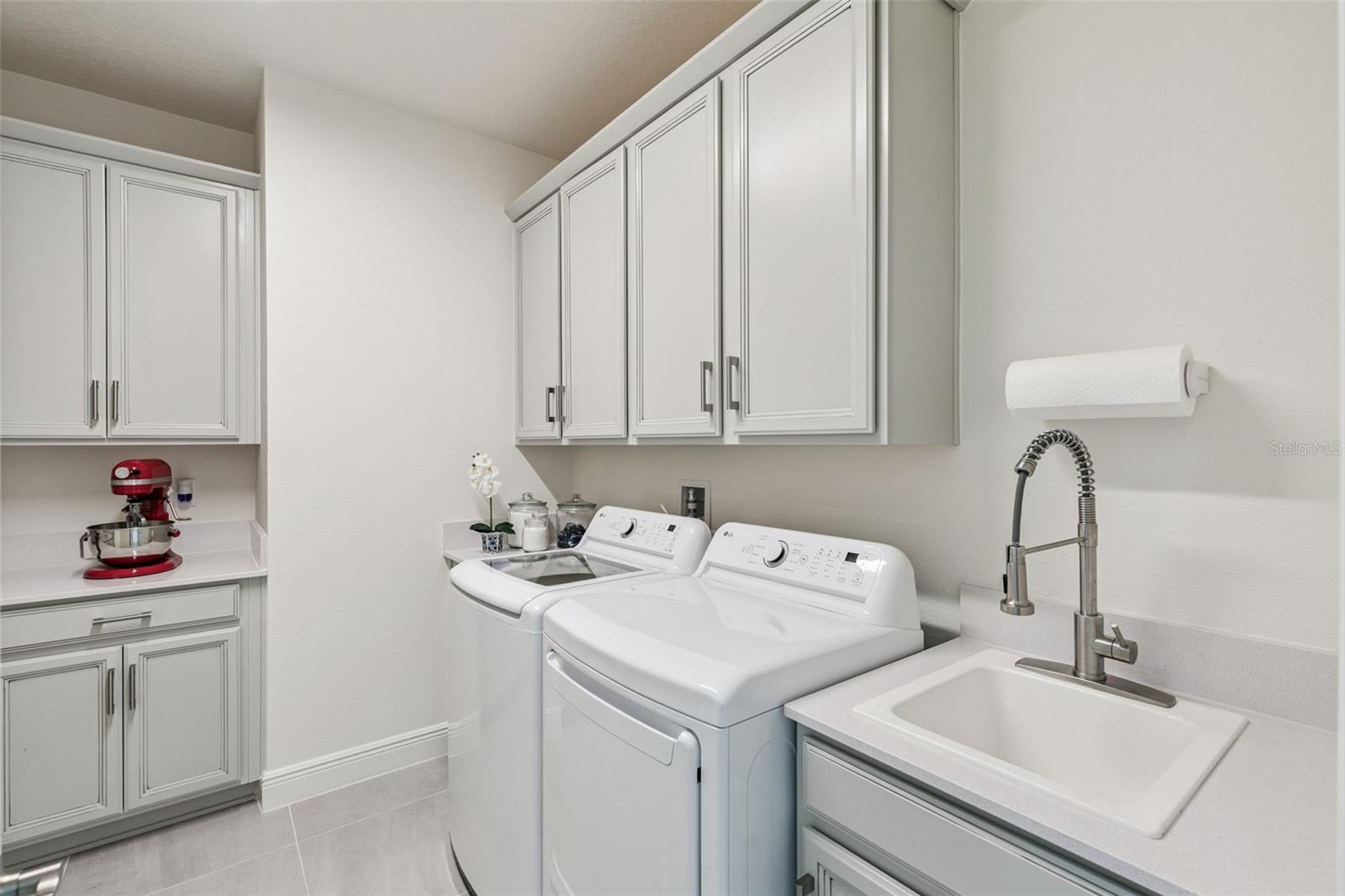 Image 18 of 34 For 3403 Sagebrush Street