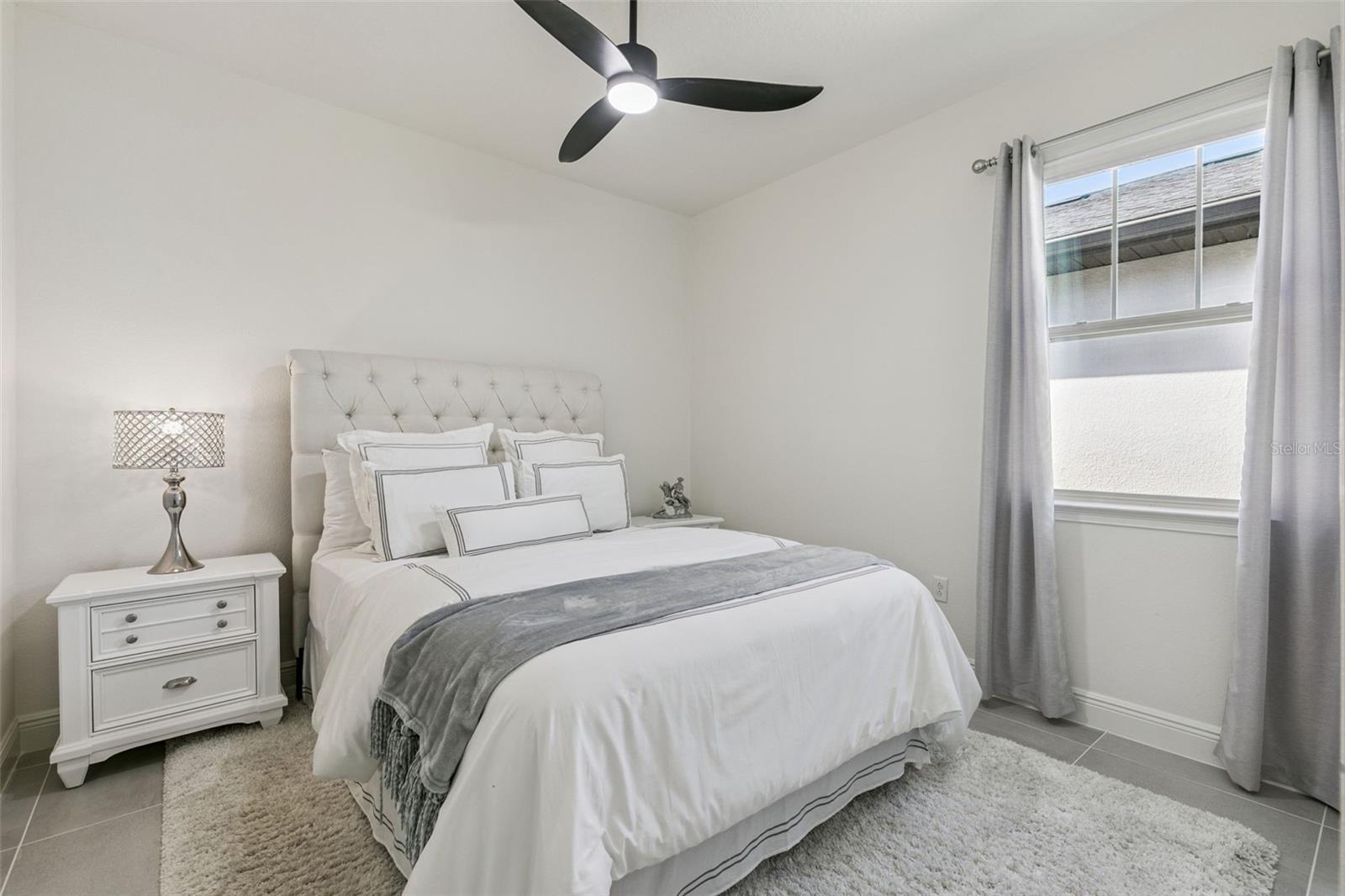 Image 21 of 34 For 3403 Sagebrush Street