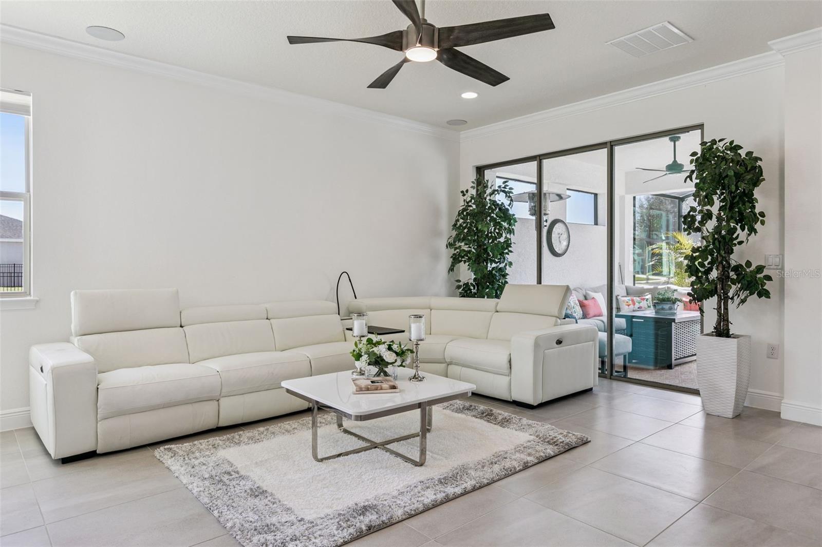 Image 9 of 34 For 3403 Sagebrush Street