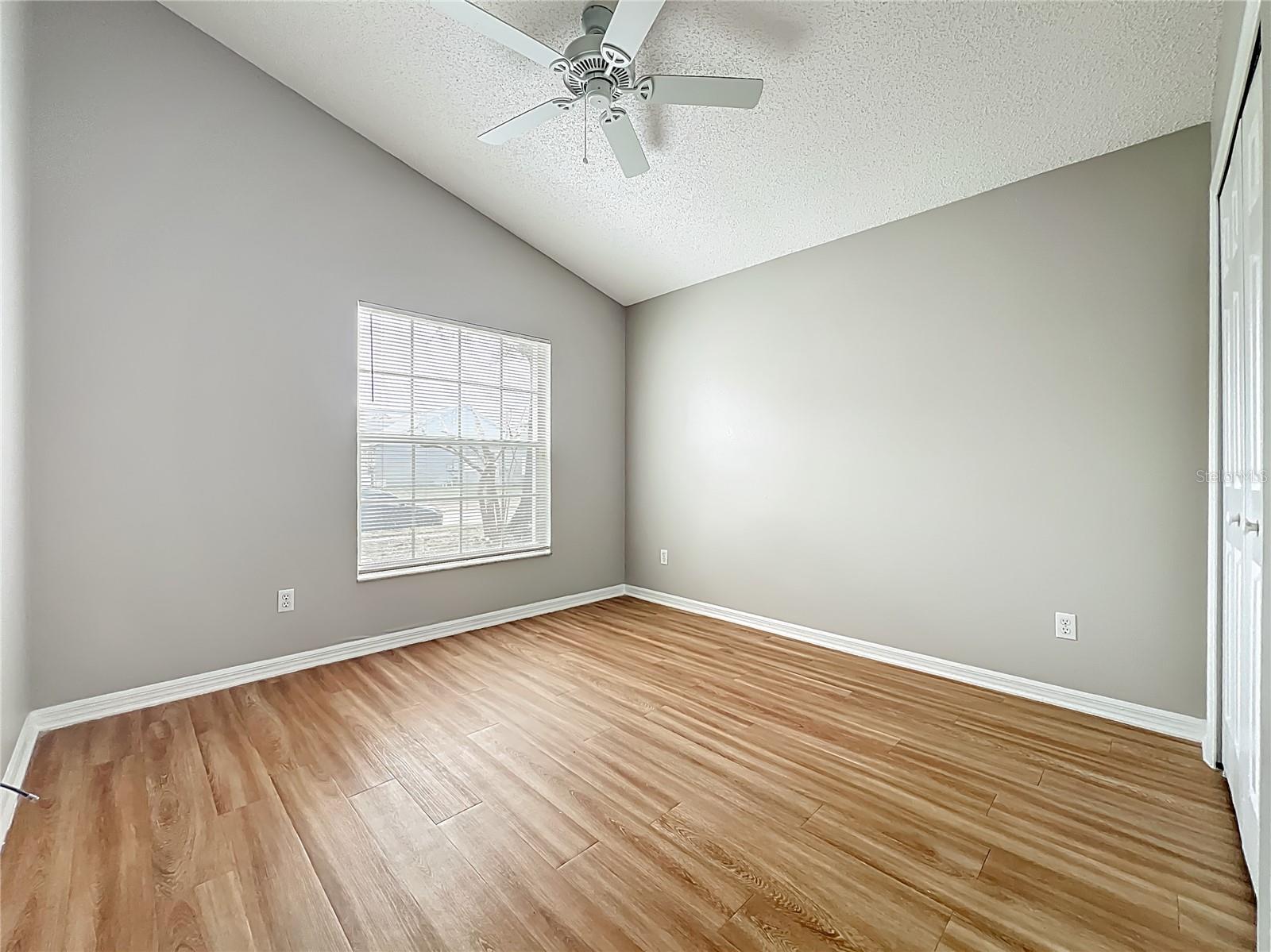 Image 25 of 54 For 5626 Elizabeth Rose Square